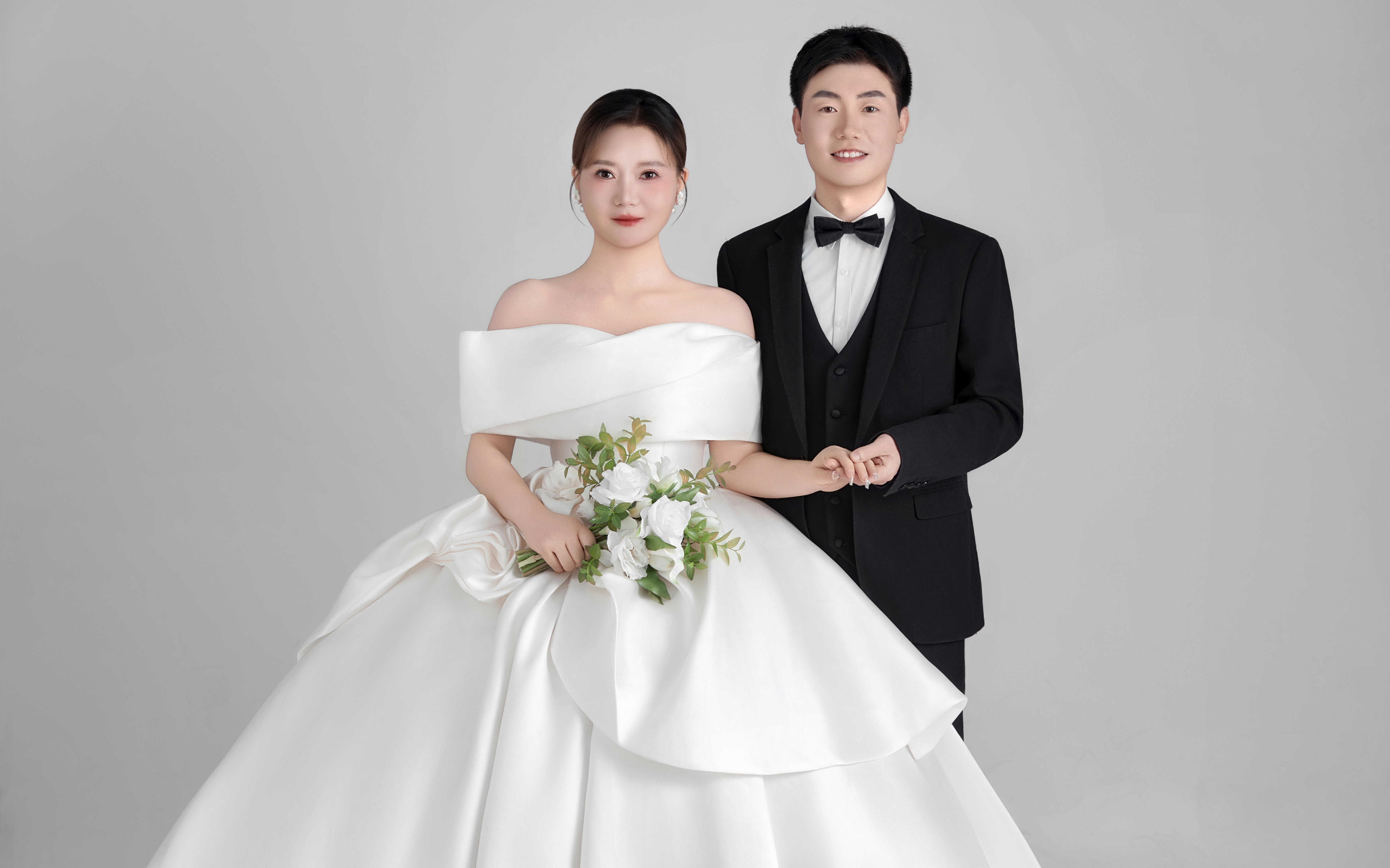 美遇婚纱摄影-室内主纱极简