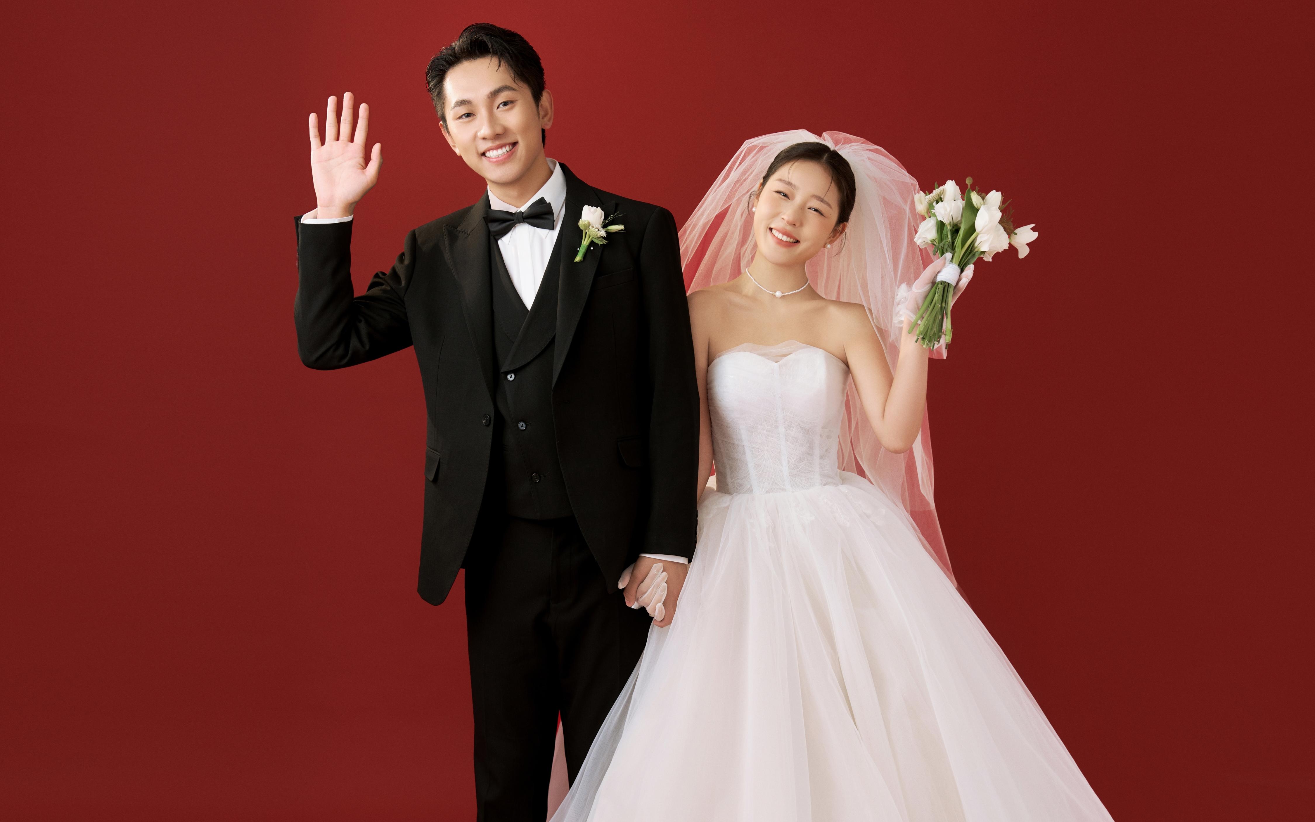 紅底婚紗照封神！輕復(fù)古風(fēng)直接美到心巴上