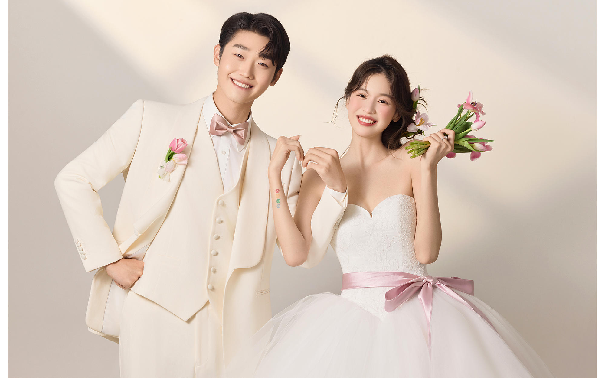 結(jié)婚必拍！韓式極簡主紗婚紗照盲選不出錯(cuò)（相遇）