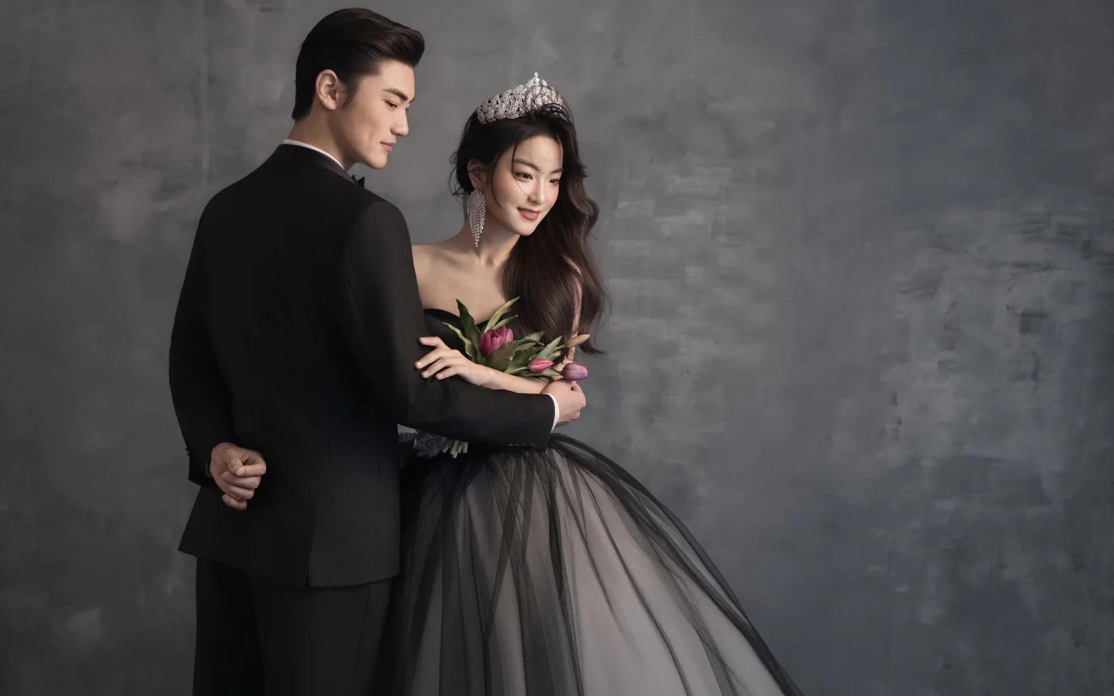 甜酷黑纱婚纱照