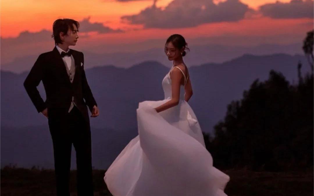 因?yàn)檫@組夕陽(yáng)婚紗照，！落日晚霞婚紗照