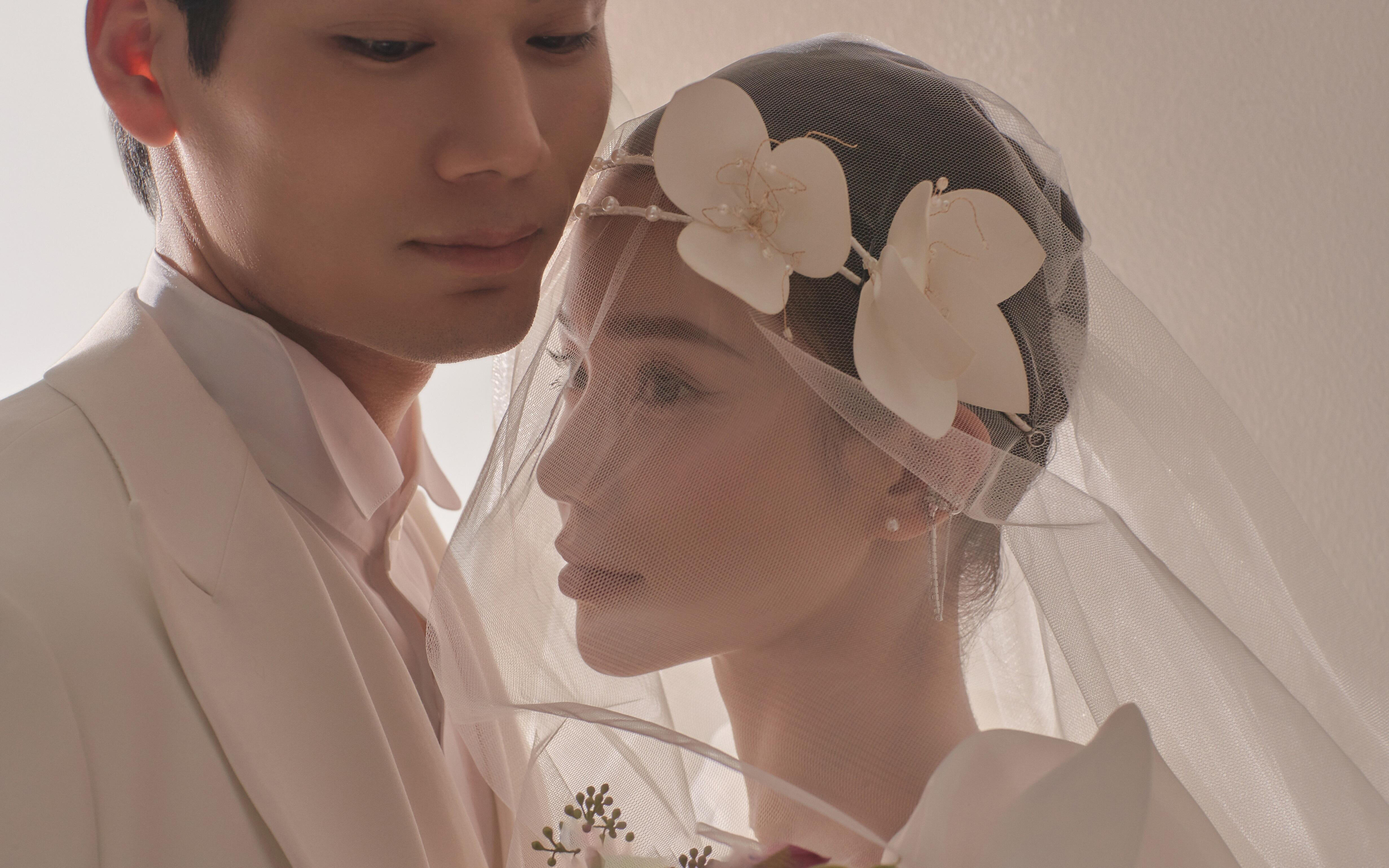 ✨室内竖条光影｜简单韩系婚纱照也可以很美