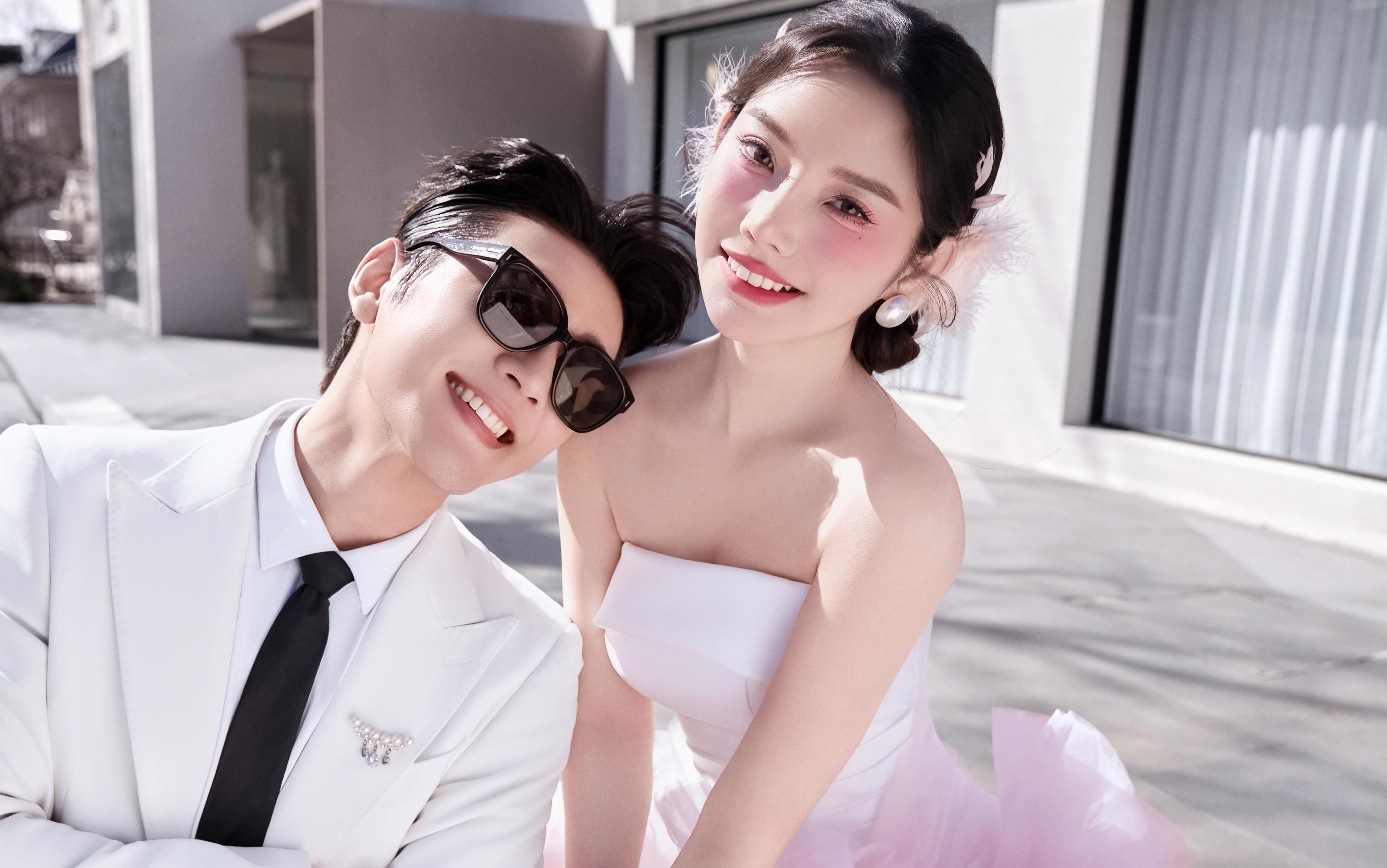 把少女心焊在婚纱照里的甜妹风