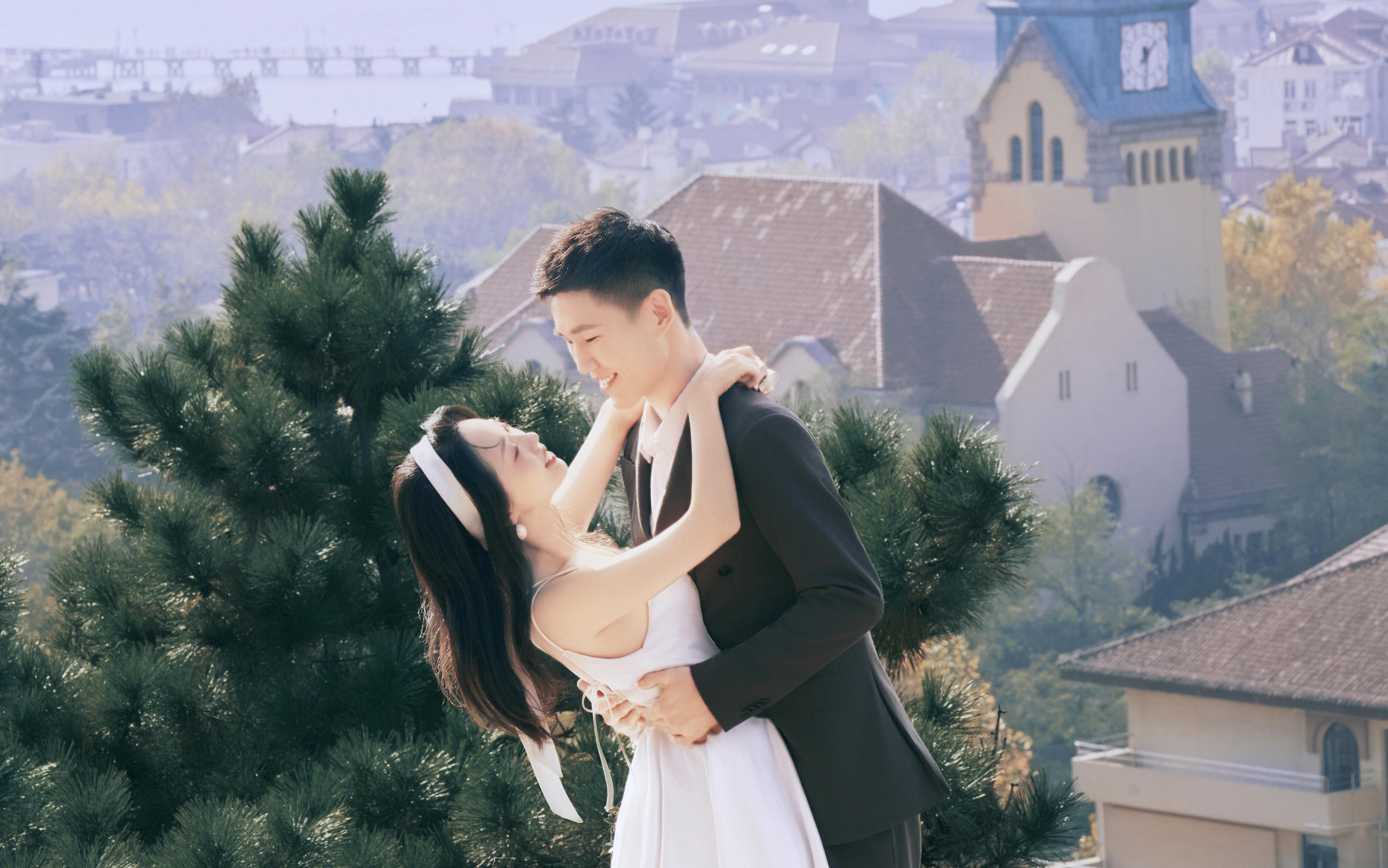 高素雅夫妇/信号山