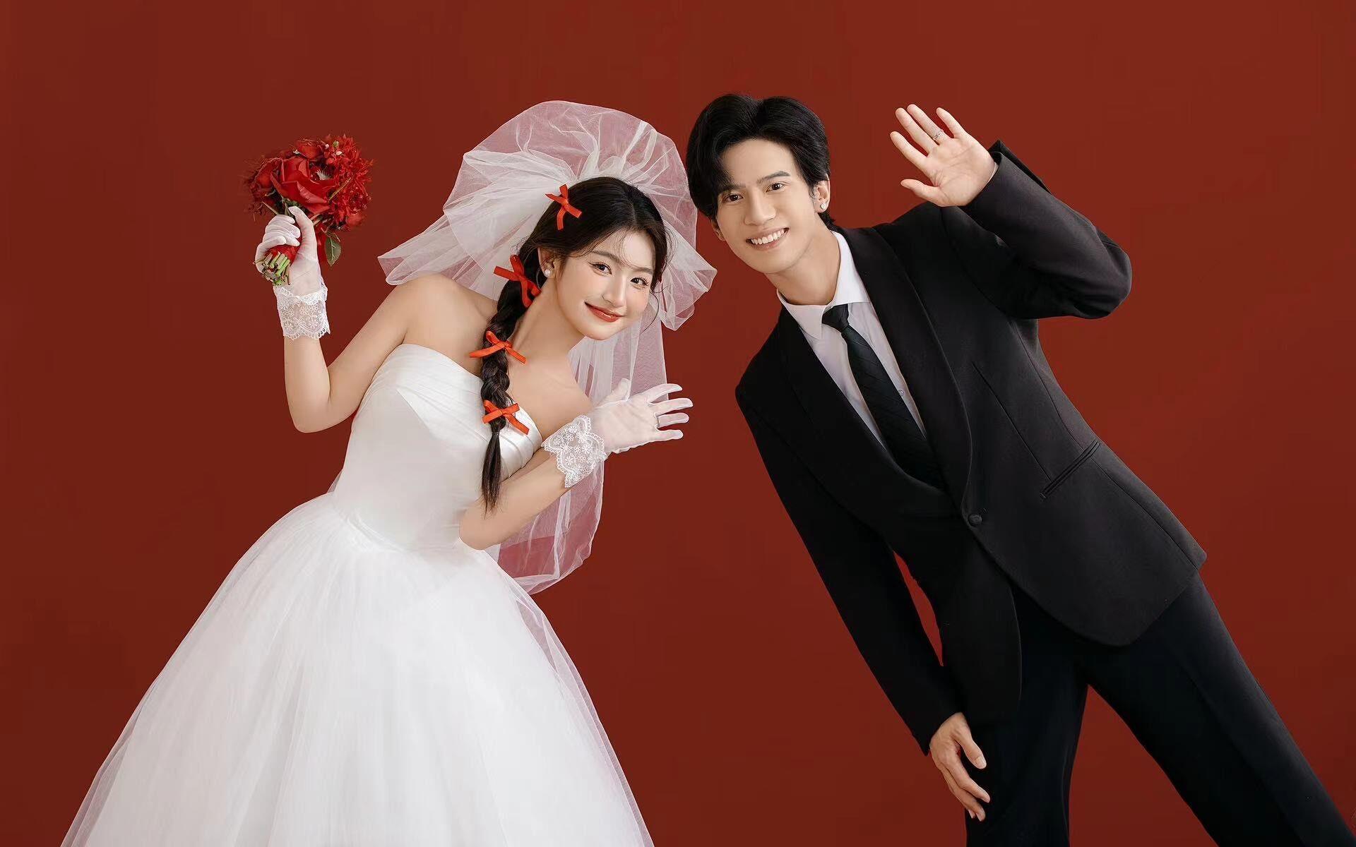 【輕復(fù)古喜嫁風(fēng)婚紗照！】