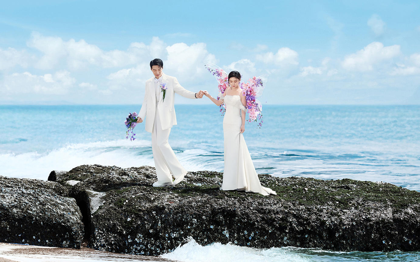 胶片电影感｜属于夏天的海边文艺婚纱照