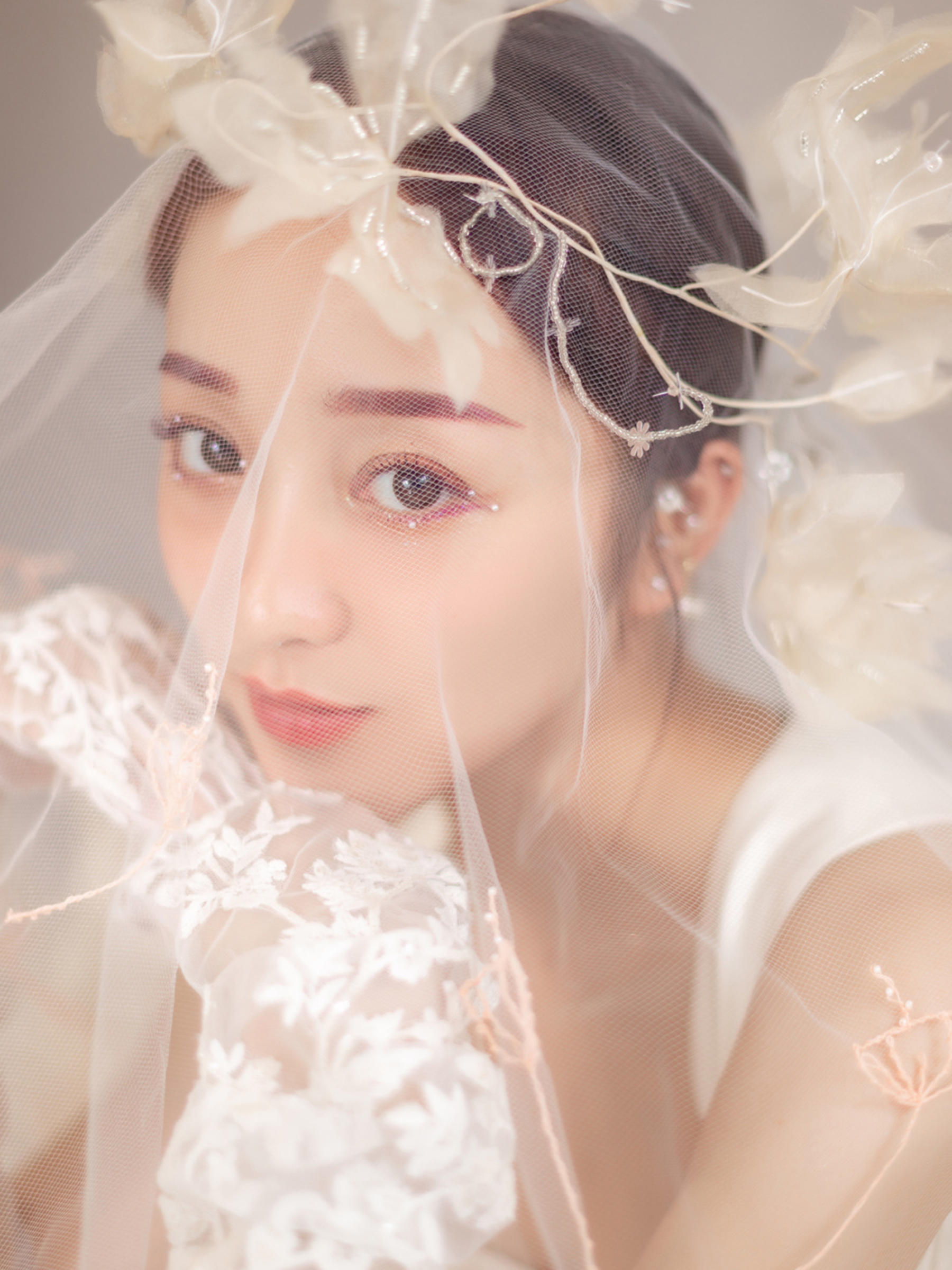 店长推荐：新娘跟妆+婚礼跟拍+婚纱出租四件套