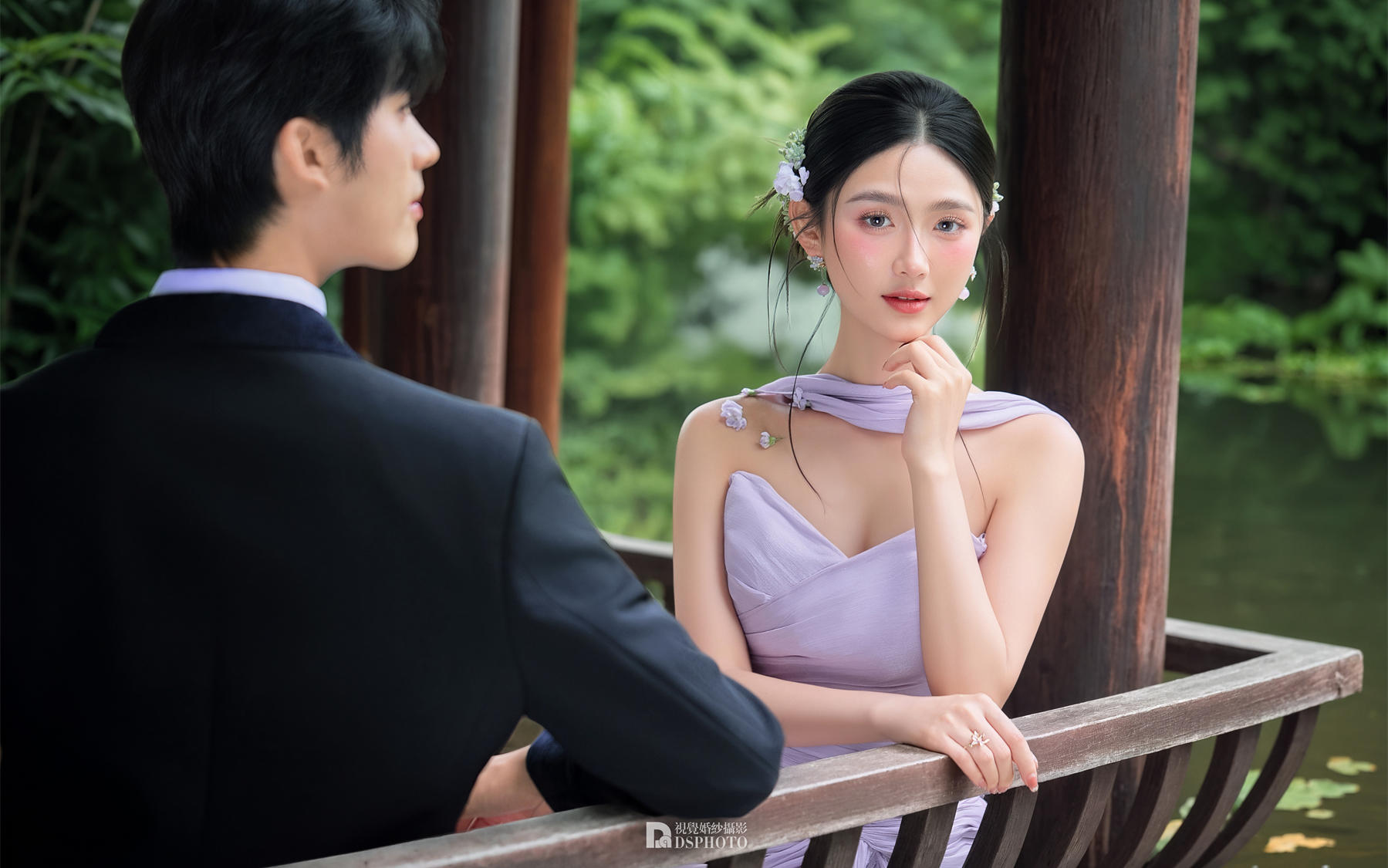 【D视觉摄影】紫裙裁霞，拱门裁月中式庭院藏情长