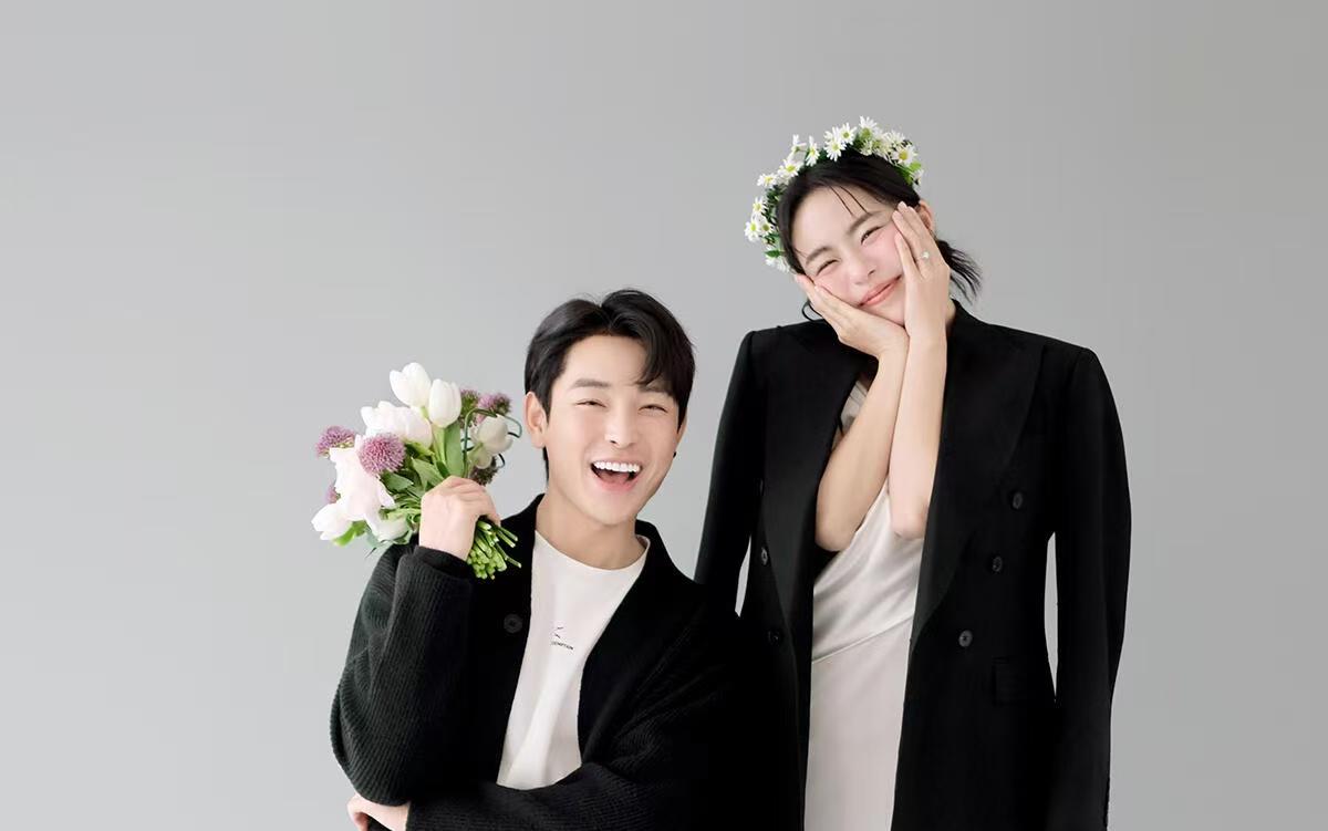 极简婚纱照太美了吧