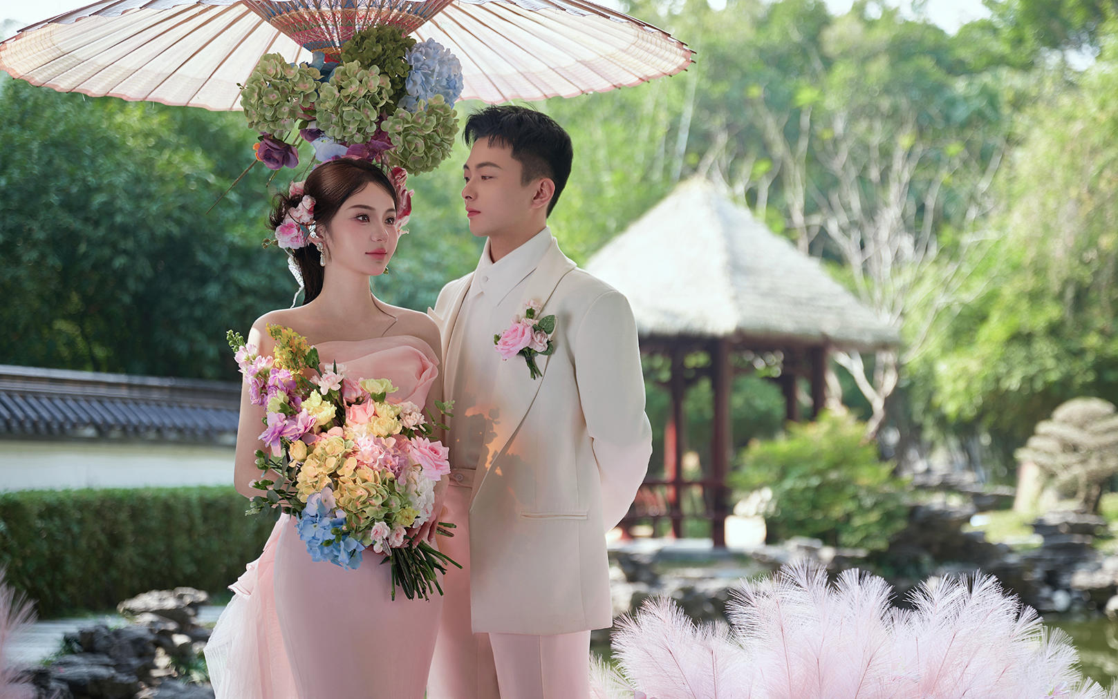 【真實(shí)客片】園林婚紗照丨魯成志 & 楊夢(mèng)飛