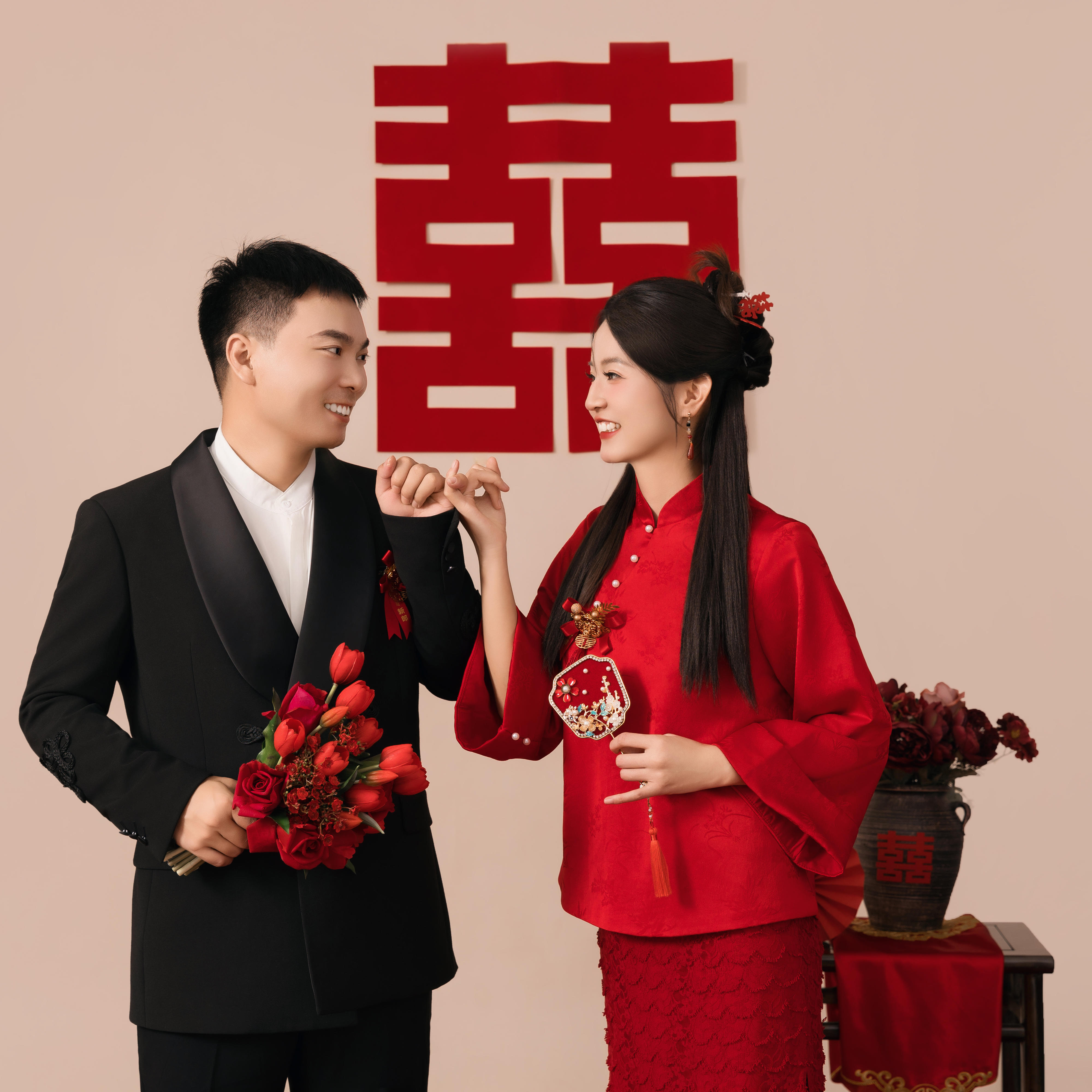 端庄稳重也可以拍的喜嫁婚纱照