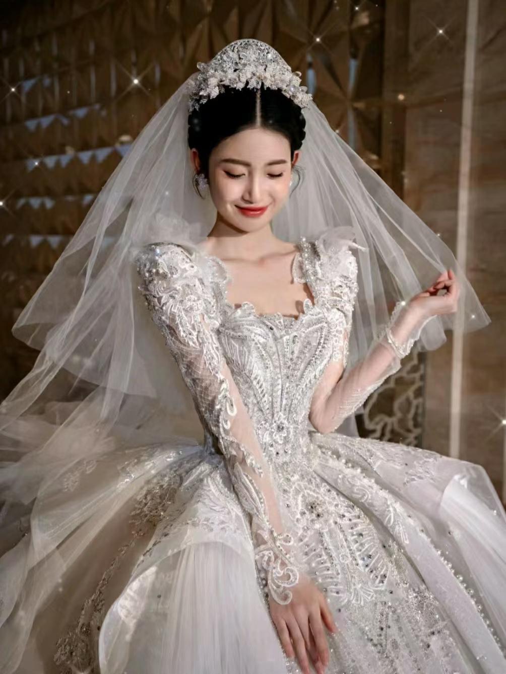 Romantic Bride重工婚纱系列