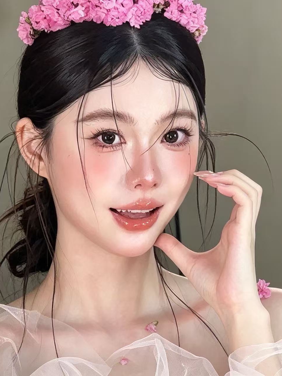 美丽课堂婚礼跟妆资深化妆师2套造型