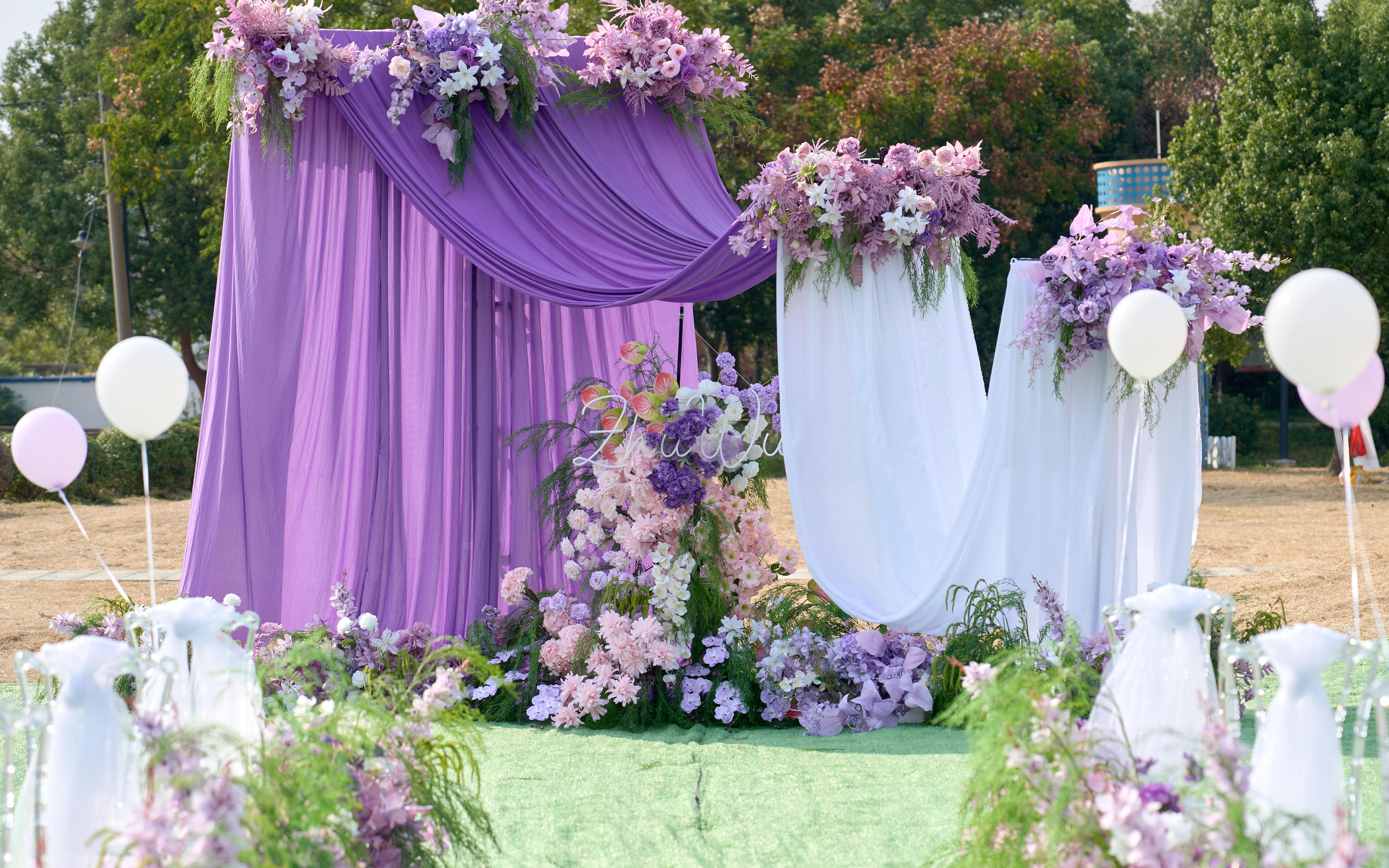 【真爱永恒婚礼】紫色白色布蔓草坪