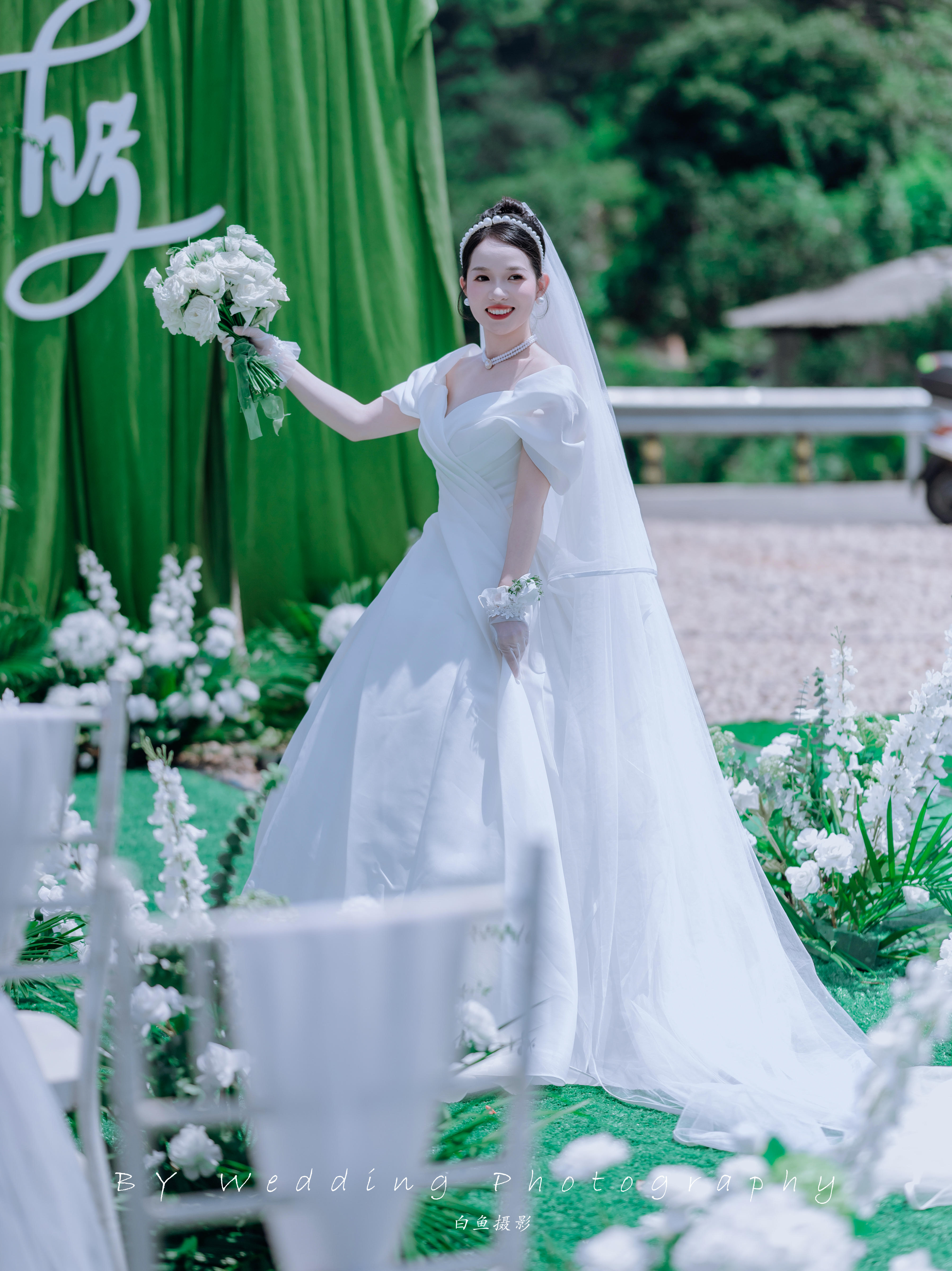 户外草坪婚礼