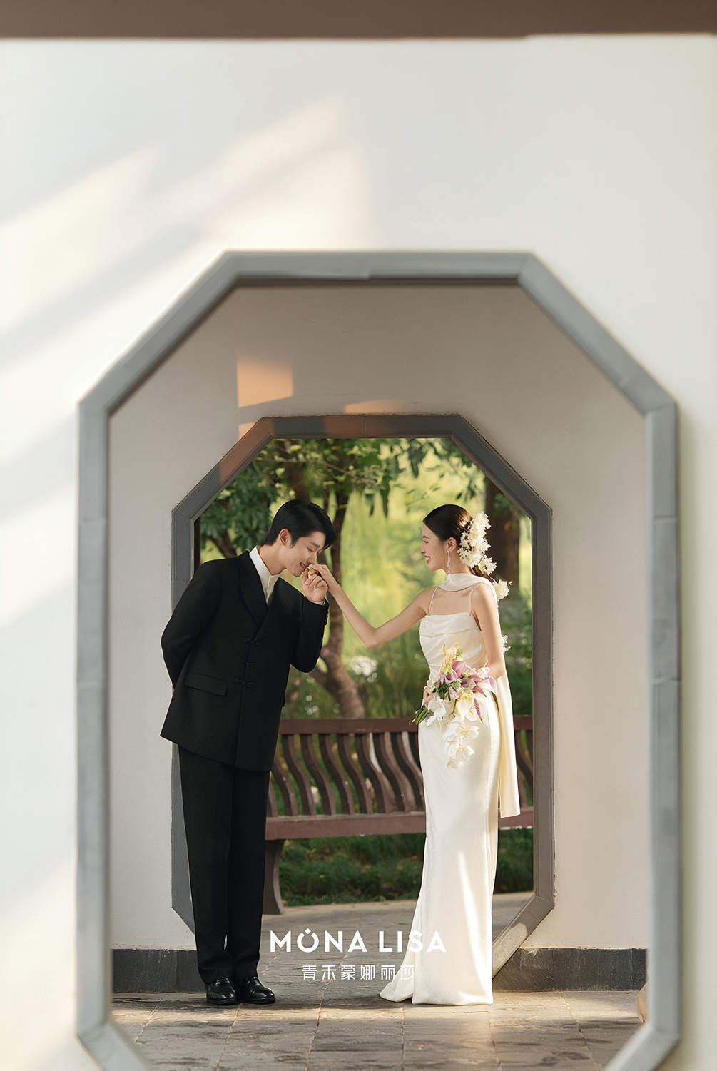 这才是东方美学天花板吧✨新中式园林婚纱照