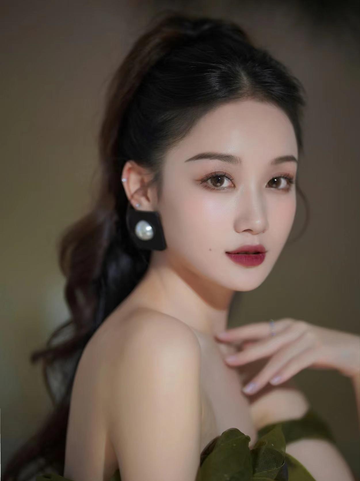 敬酒造型