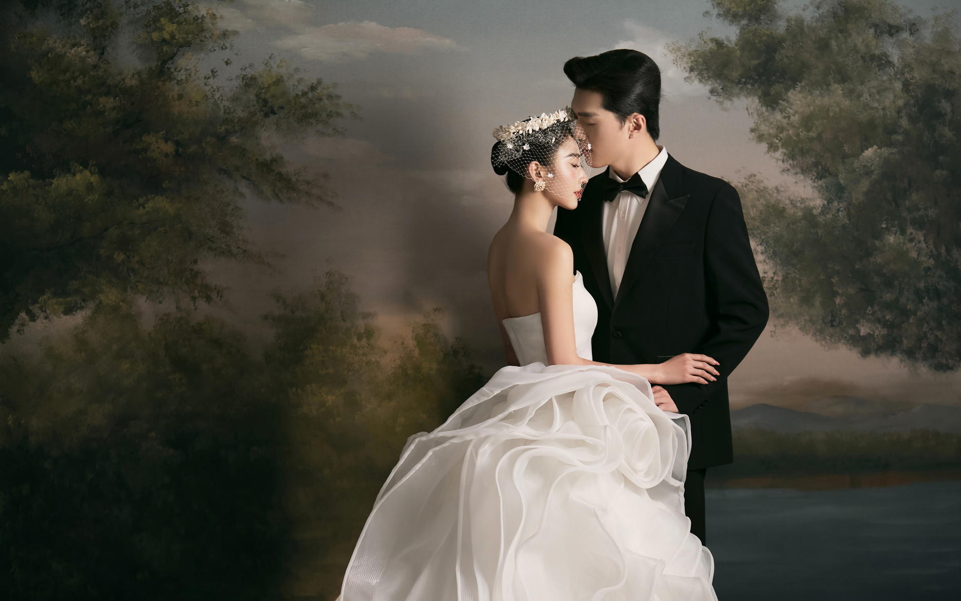 暮光夢(mèng)境??不挑人的高級(jí)感!室內(nèi)油畫(huà)風(fēng)婚紗照yy