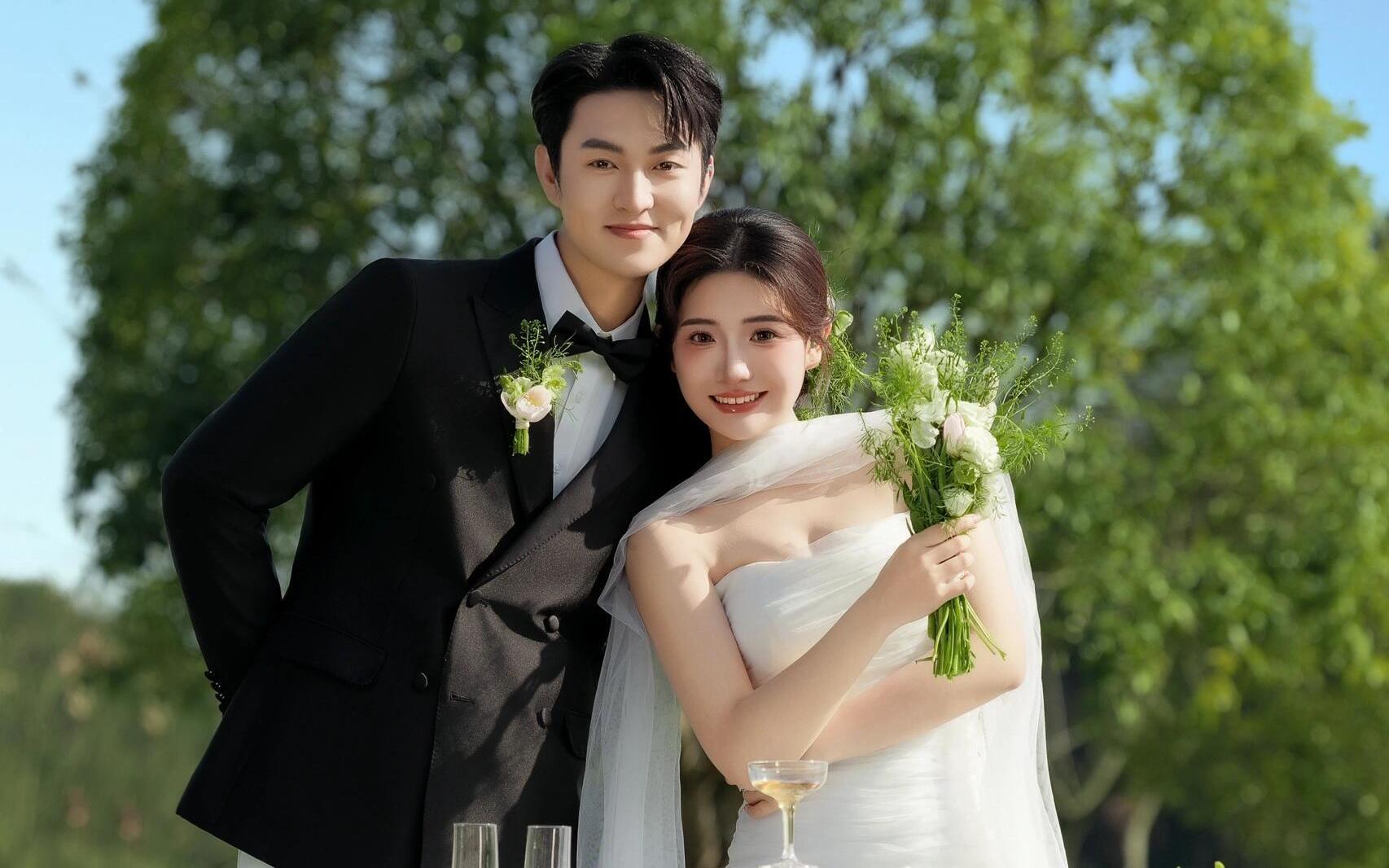 適合9-10月拍的草坪婚紗照！拍出高級浪漫！