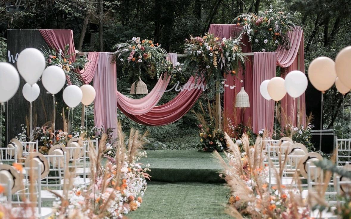 超美超温柔花艺浪漫户外婚礼