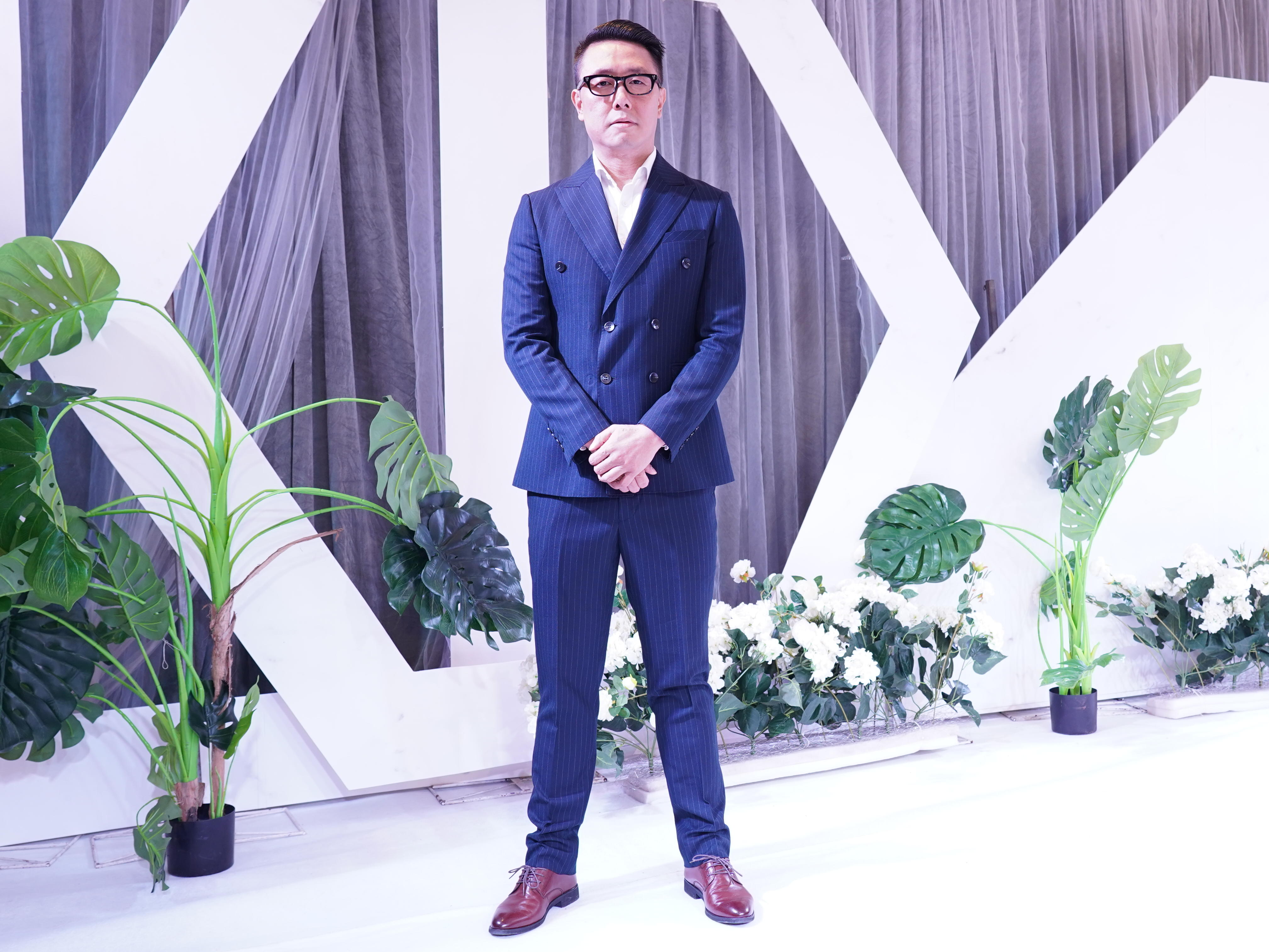 学院派司仪 简约轻松风格主持