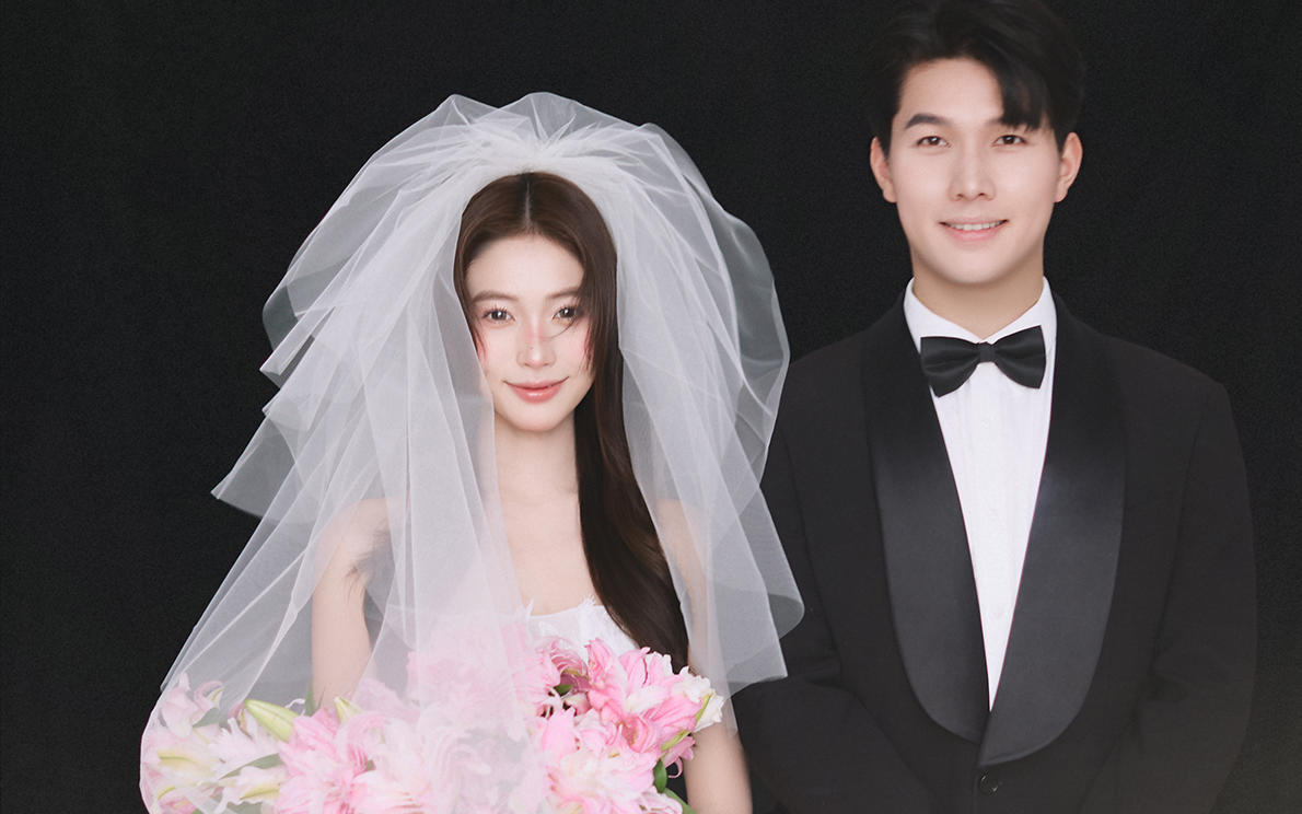 黑底婚紗照｜把愛(ài)意藏進(jìn)光影里，只為你一人綻放?