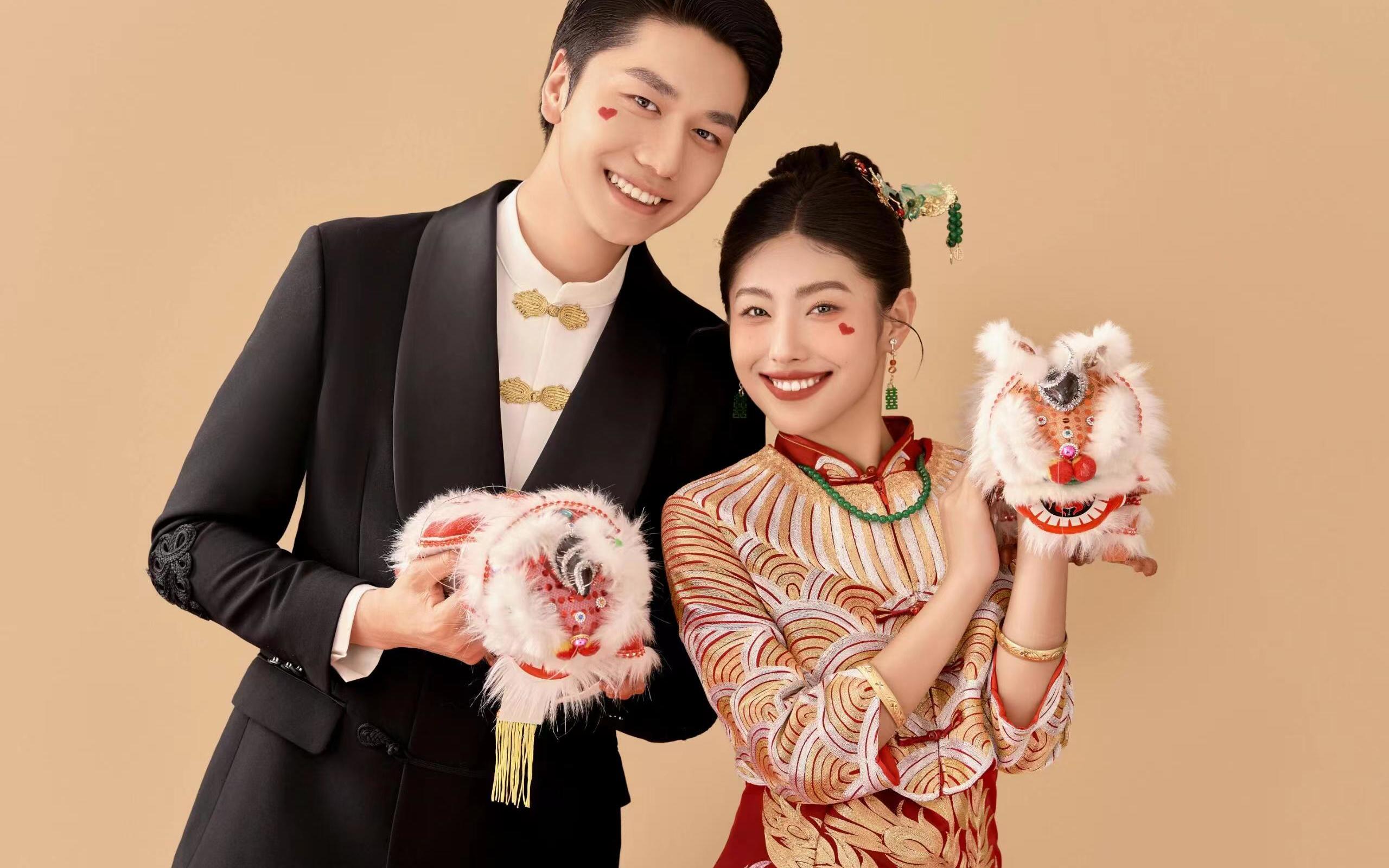 复古红底婚纱照，真的美到我心坎里了