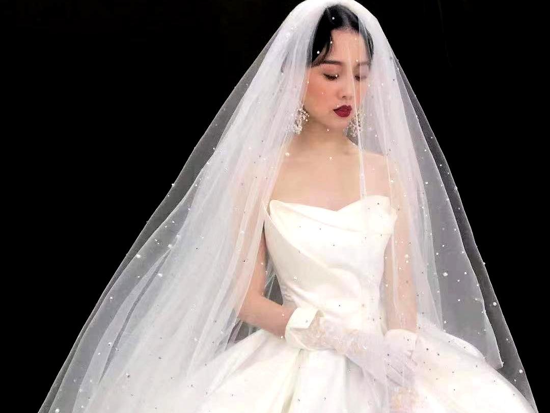 高级缎面定制婚纱+礼服+男士西服三件套