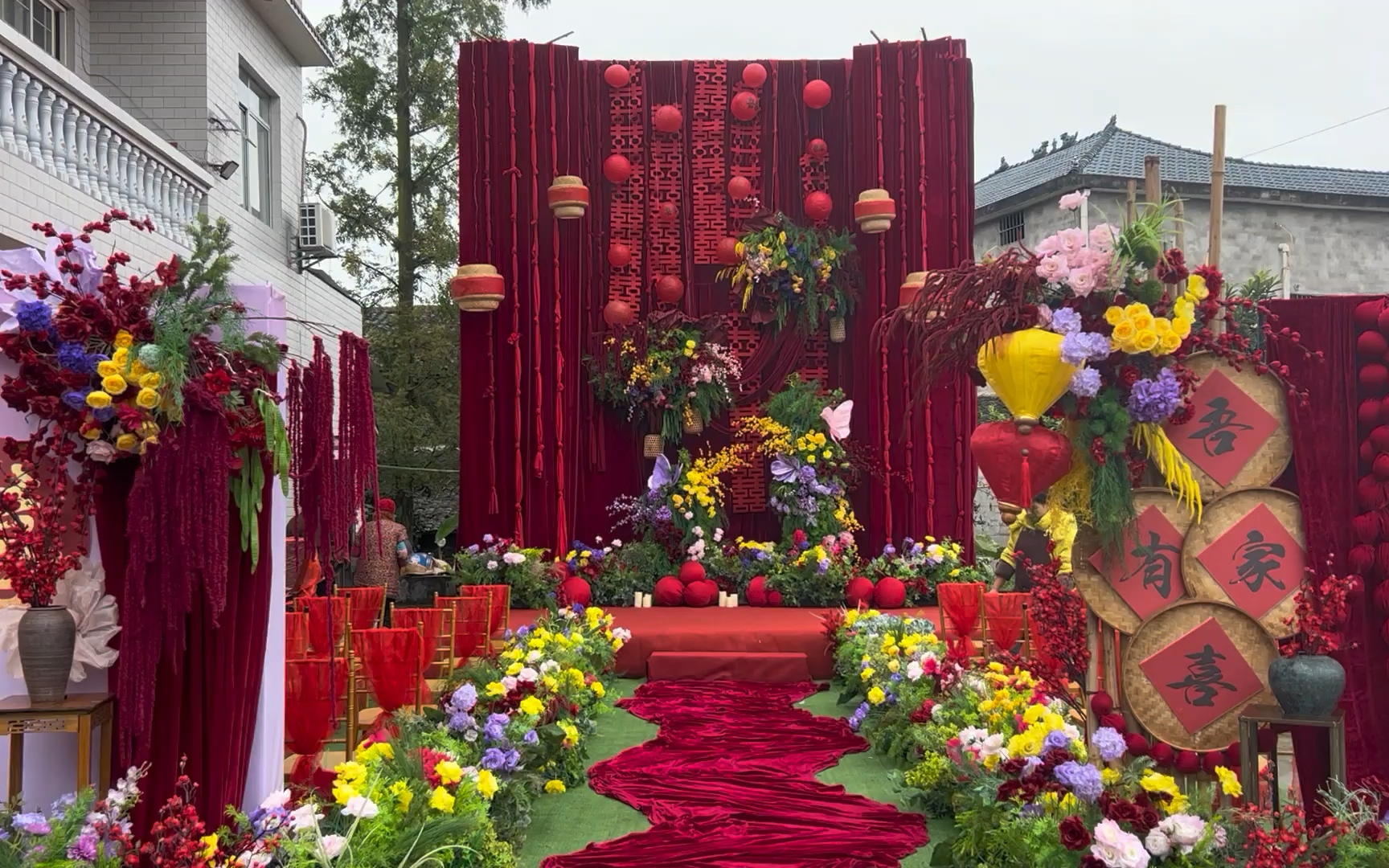 农村小场地婚礼布置也可以很大气