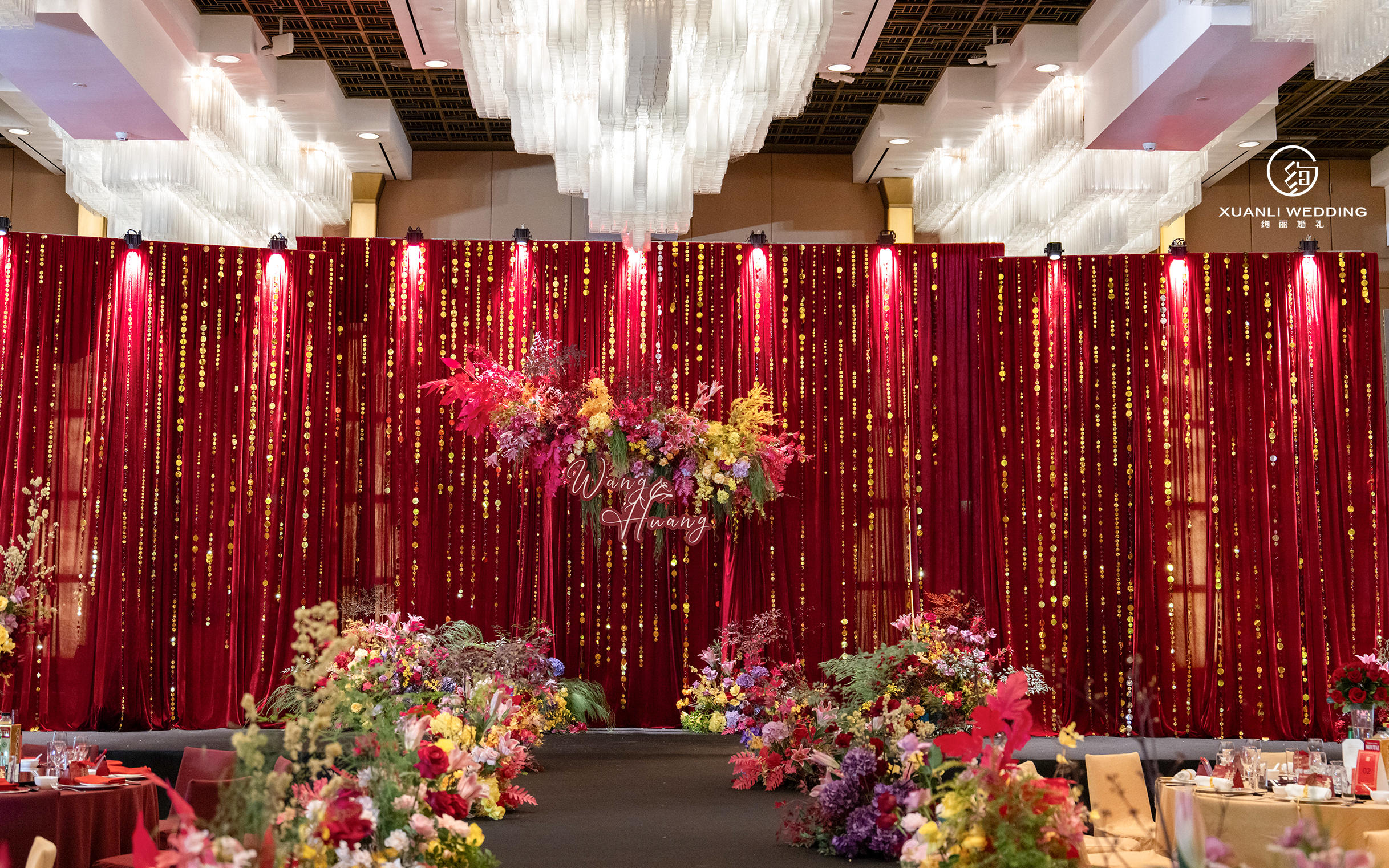 长辈狂夸的红金婚礼！高级感直接拉满