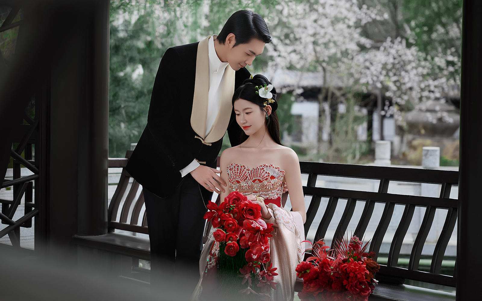 高调官宣❤爱惨了这组园林风中式婚纱照