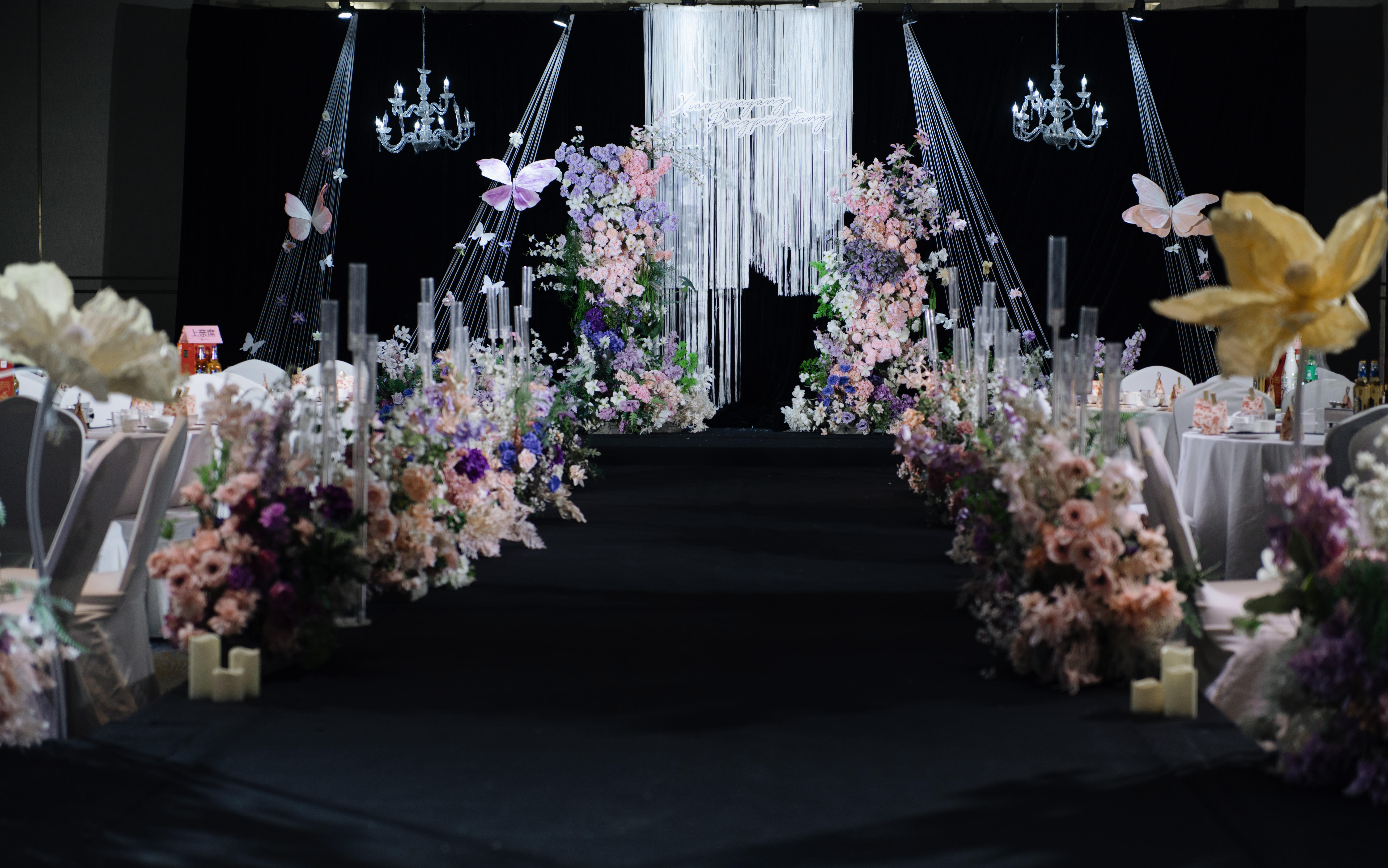 一場璀璨奪目的浪漫之約丨韓系水晶婚禮