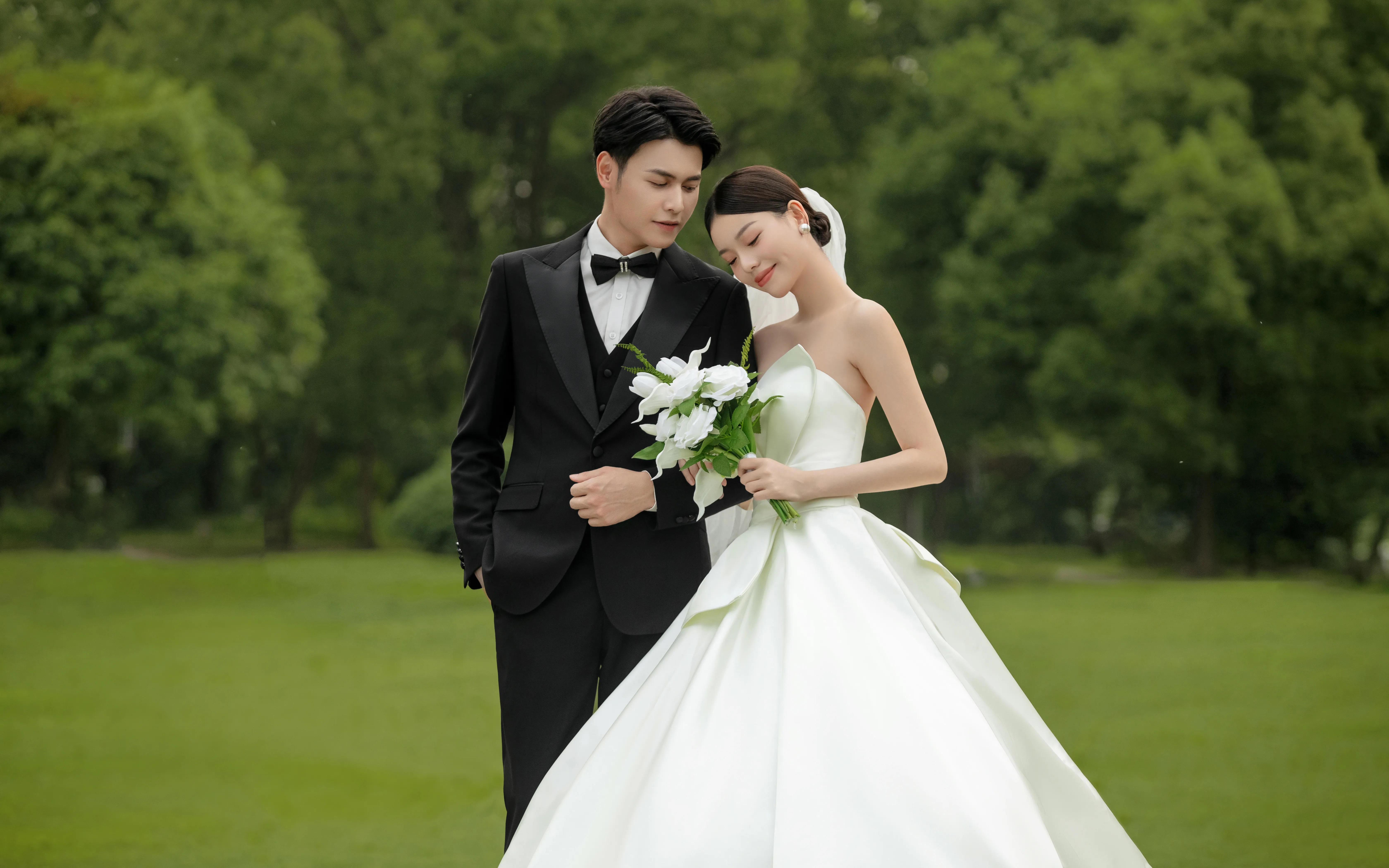 客照分享-充满生命力的森系婚纱照