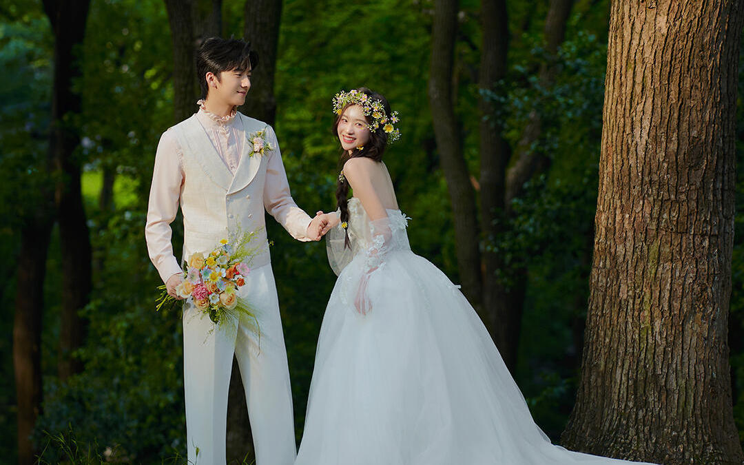 【超有生命力的森系婚紗照】