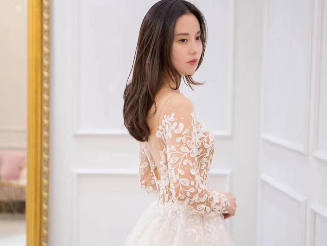 薇拉婚纱定制 甄选套餐2800