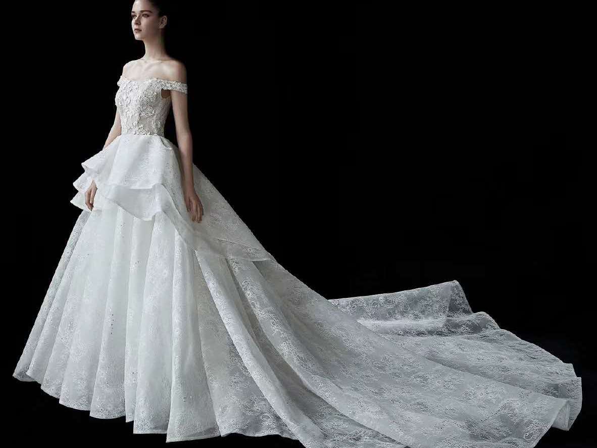 【F·R店长推荐】8件套租赁送新娘跟妆