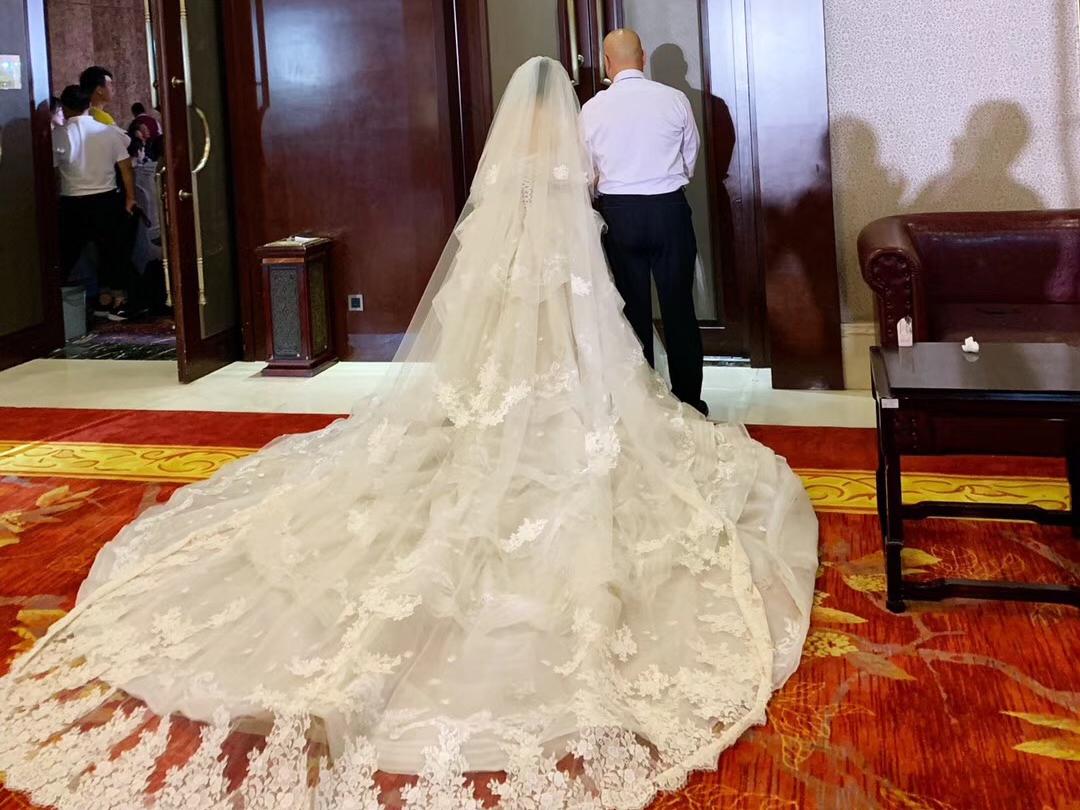 单租中式婚纱礼服套系，个别高定款除外