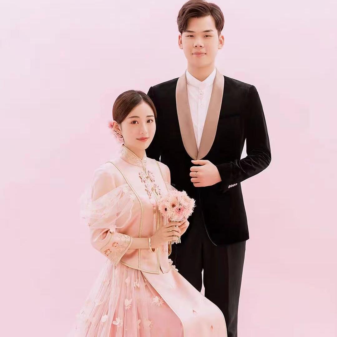 金夫人婚纱摄影《花好月圆》