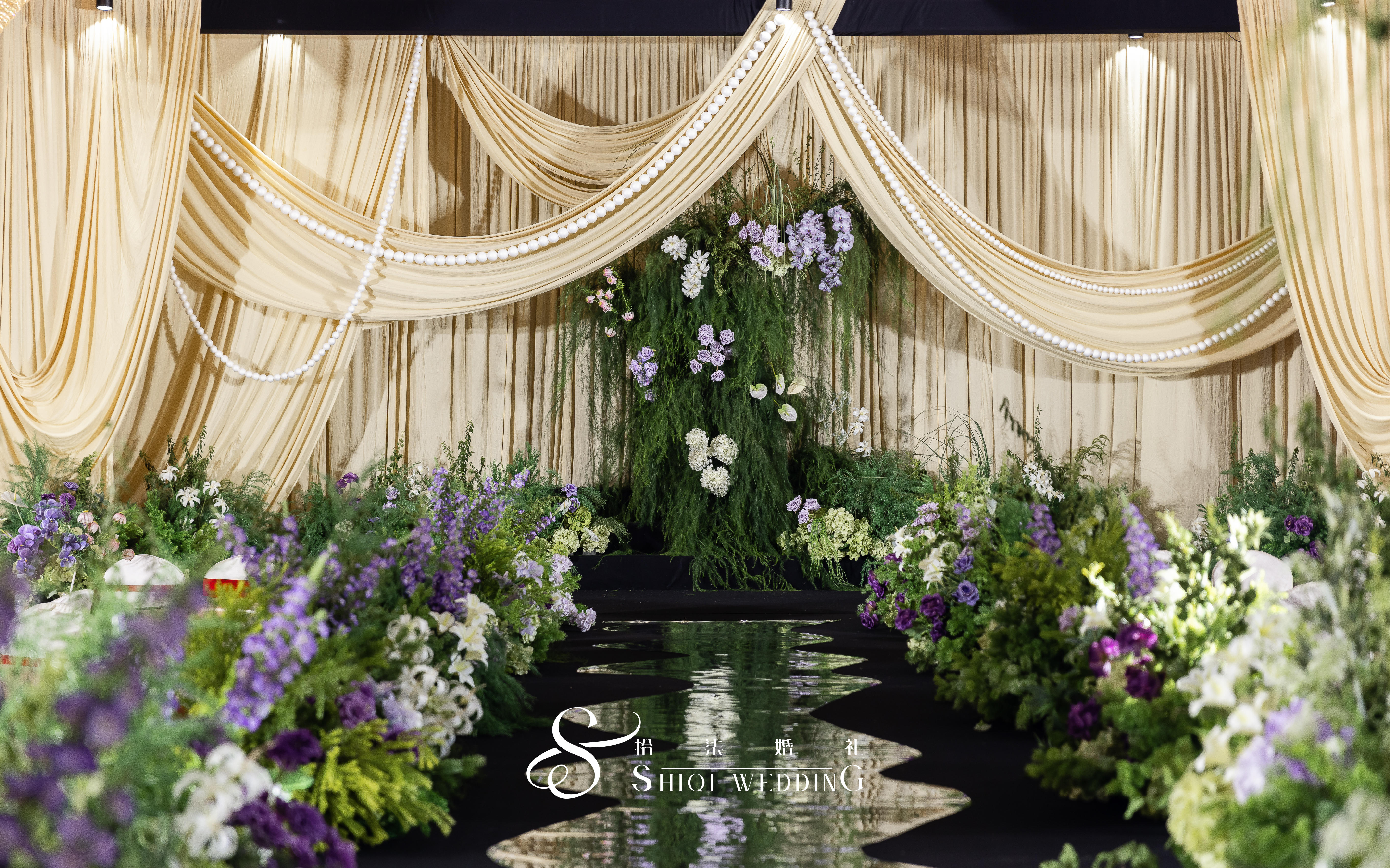 韓系婚禮的溫柔！香檳布幔 + 森系花藝氛圍感婚禮