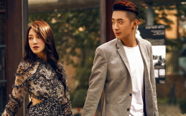 【湖光山色】幸福感满满，专属你们的婚纱照