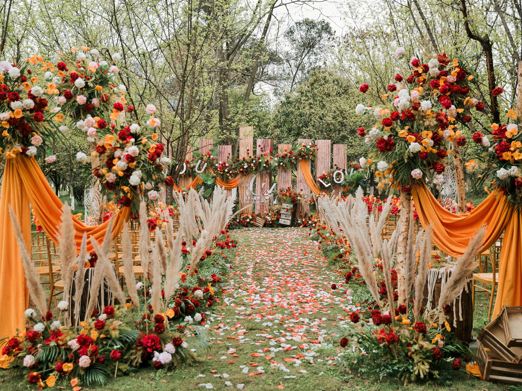 【颜汐婚礼】限量活动 |  户外复古婚礼+含四大