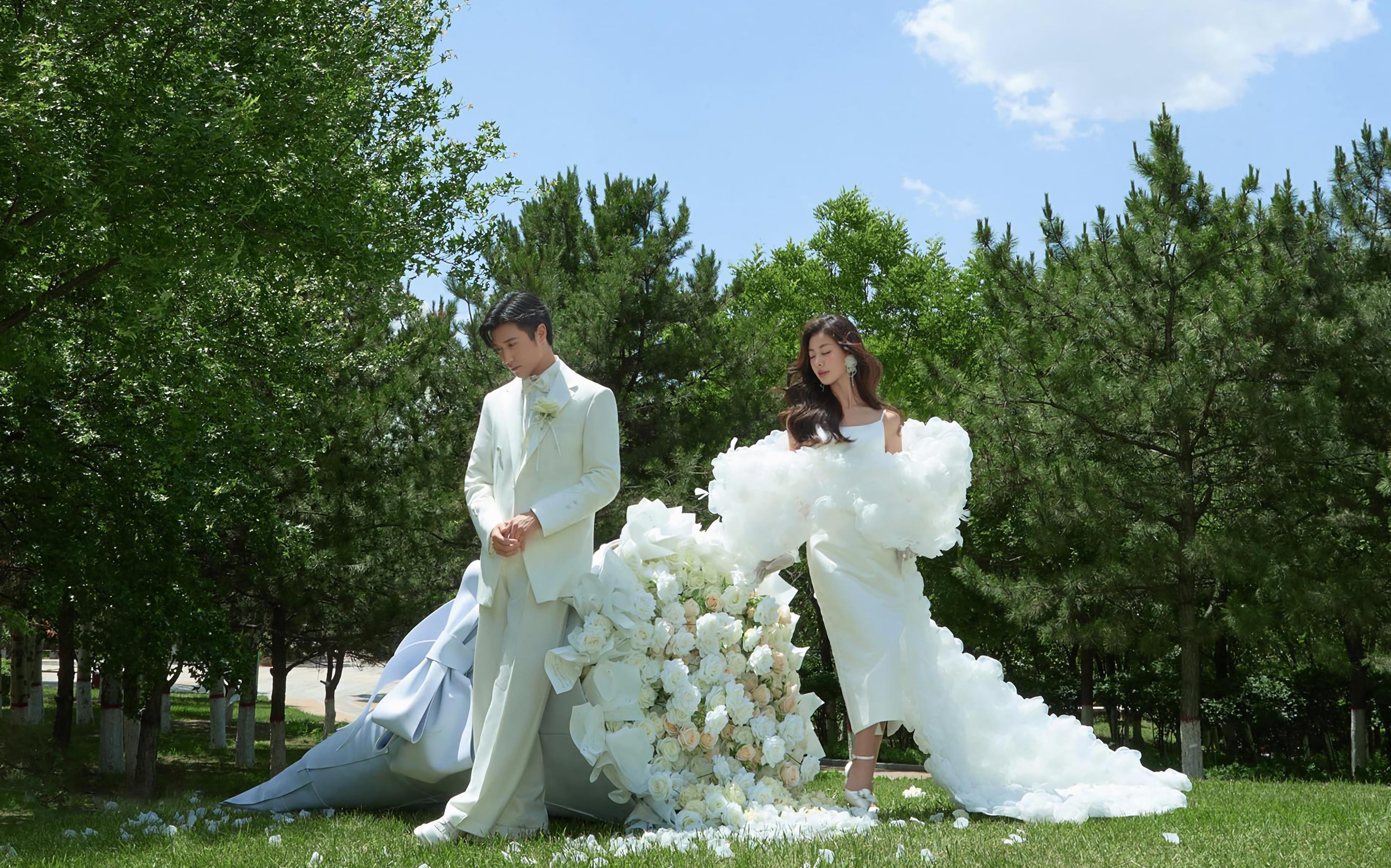 【法式印象】必拍清单+1，夏日感草坪婚纱照