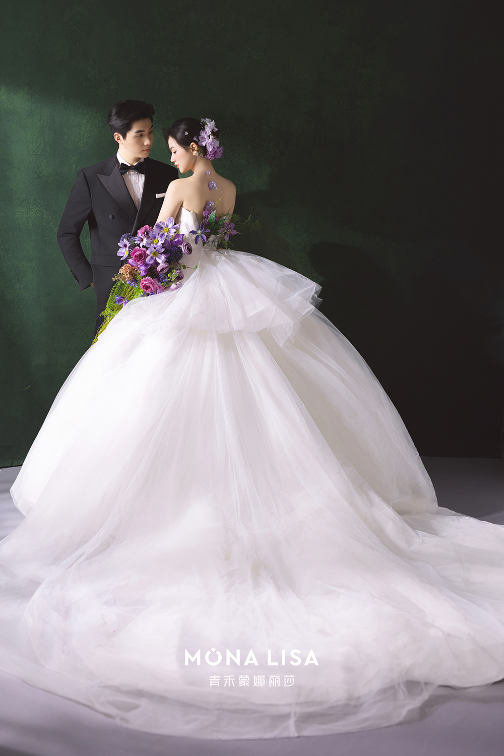 美到失语😌谁懂轻复古主纱婚纱照的魅力