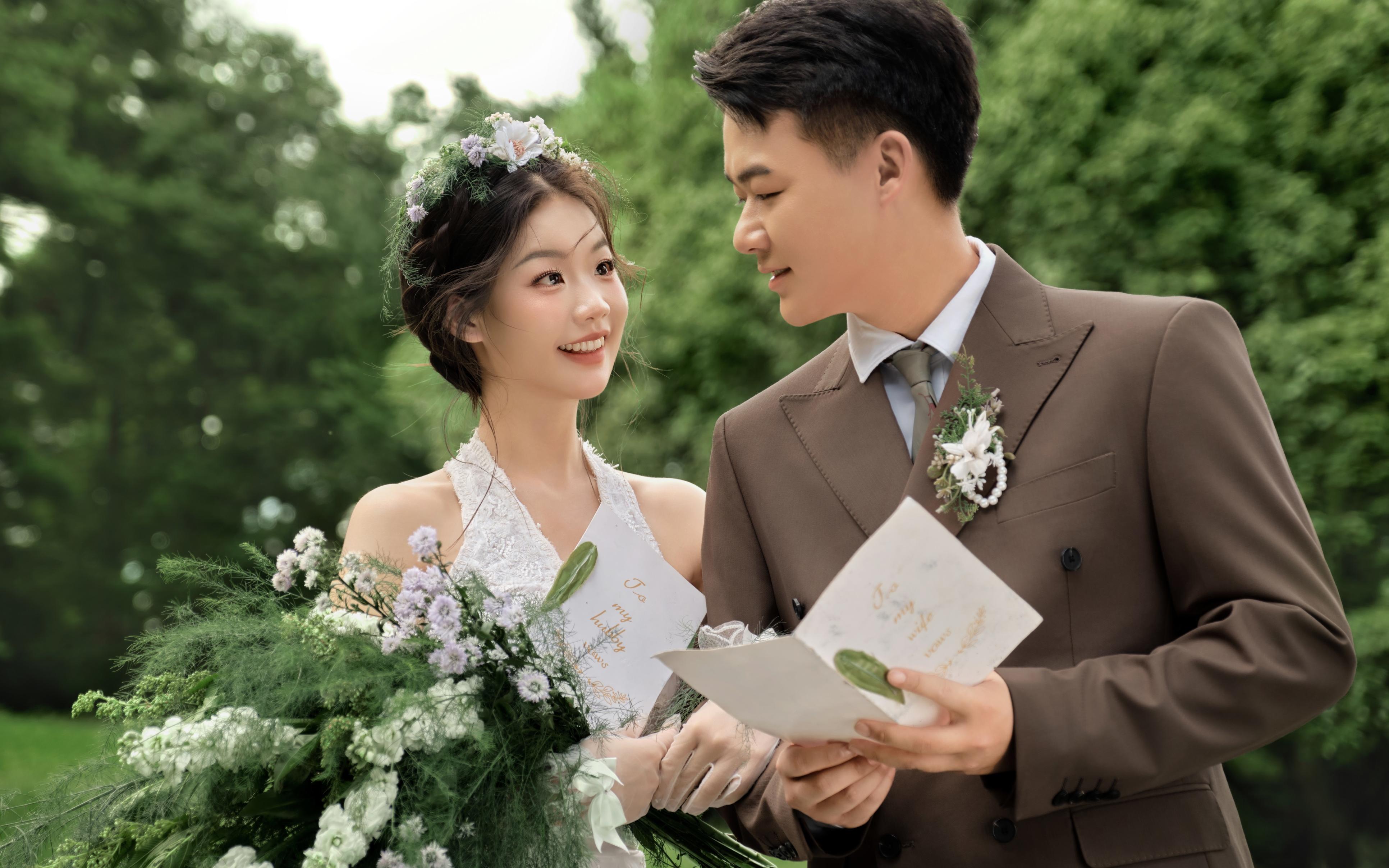 【草坪贺卡】清新感草坪婚纱照