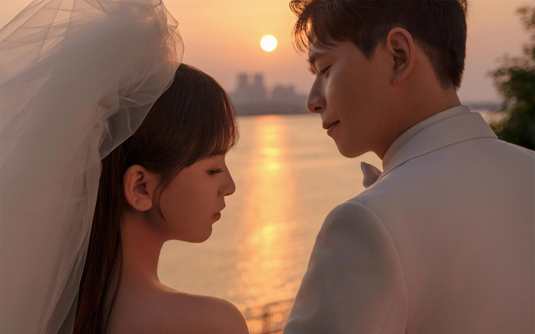 夕阳与江景的浪漫碰撞✨美得像电影画面✔️