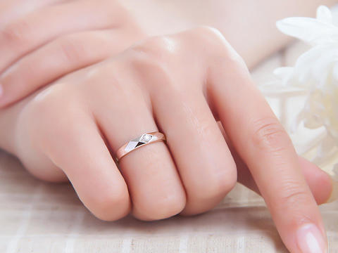 钻石对戒 | 18K金钻石情侣对戒 求婚表白