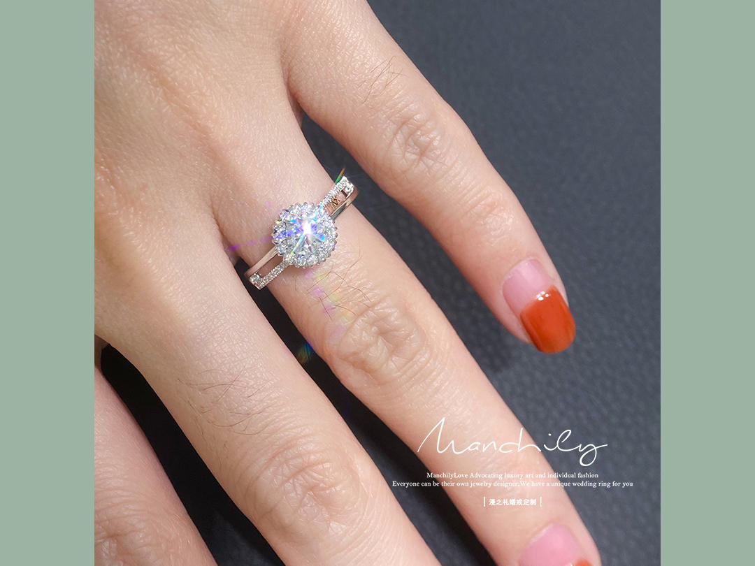 夏菡 | 夏日新款围镶字母18k金结婚求婚钻戒