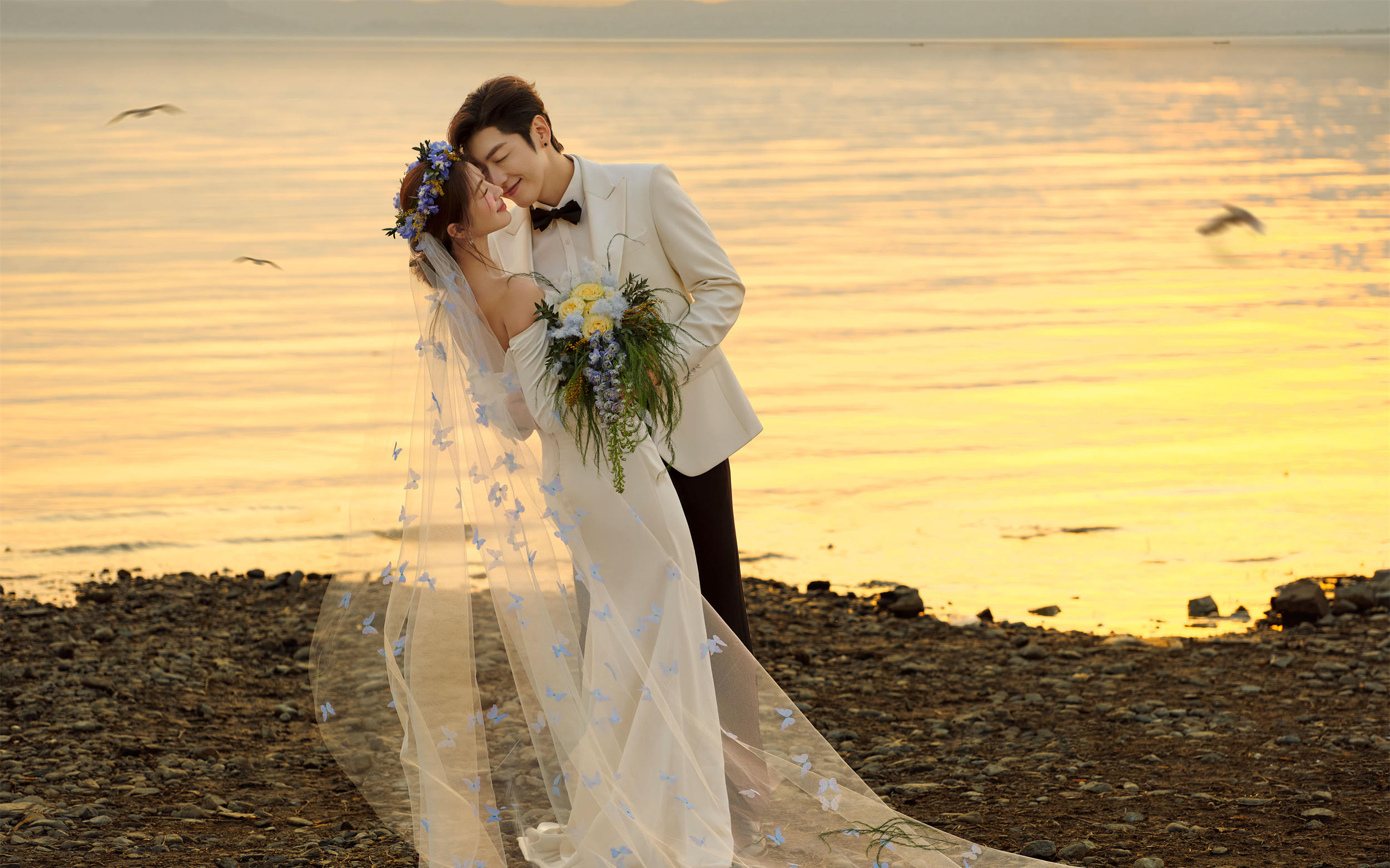 “爱在黄昏日落时”🌇电影感夕阳海景婚纱照