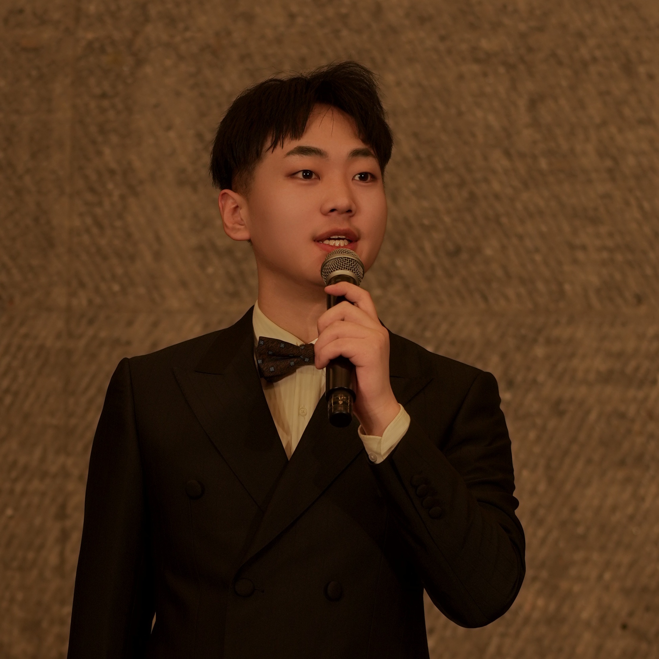 高也