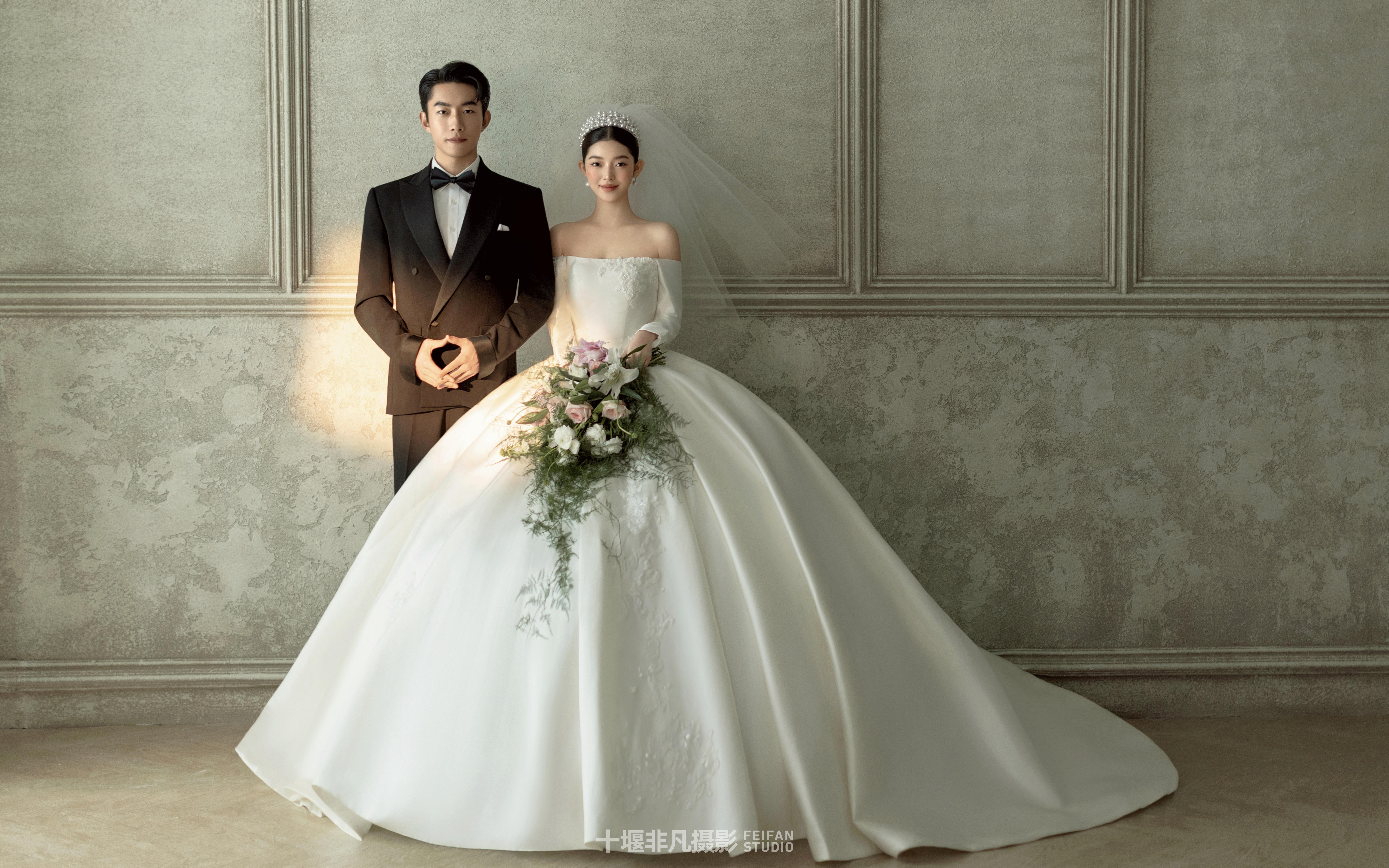 室内高级感婚纱照~